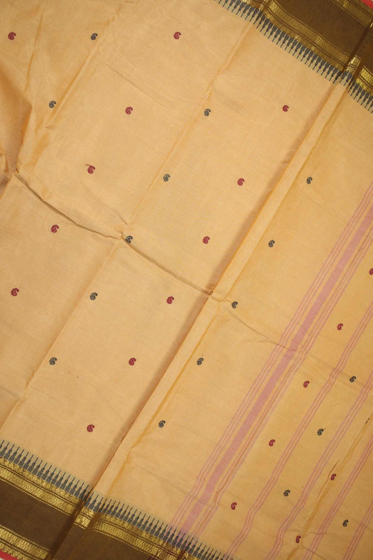 sandy-brown-oosi-gopuram-grand-chettinad-saree-gc001900-c