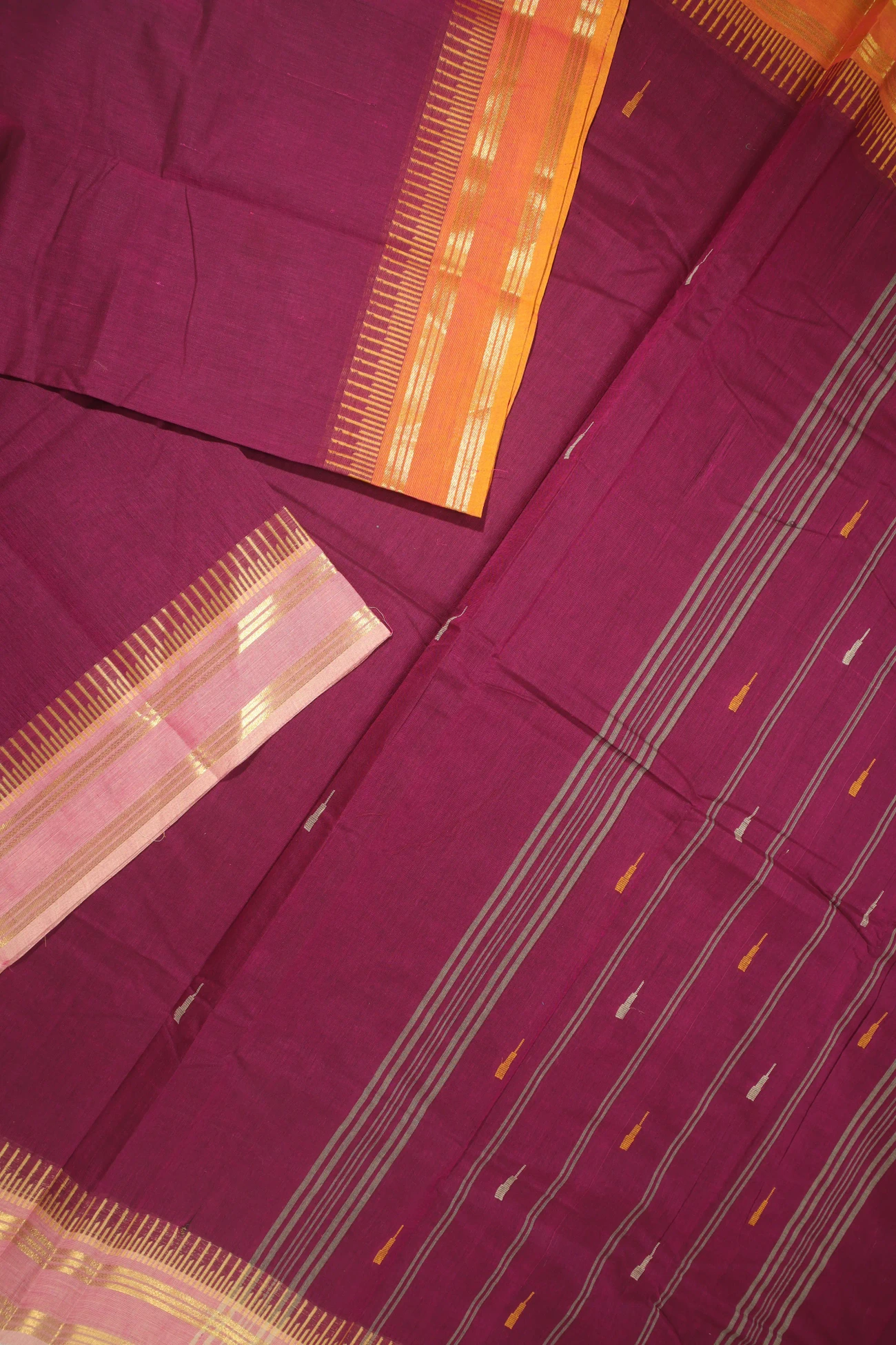 dark-magenta-rain-drops-mallimokku-grand-chettinad-saree-gc001879-b