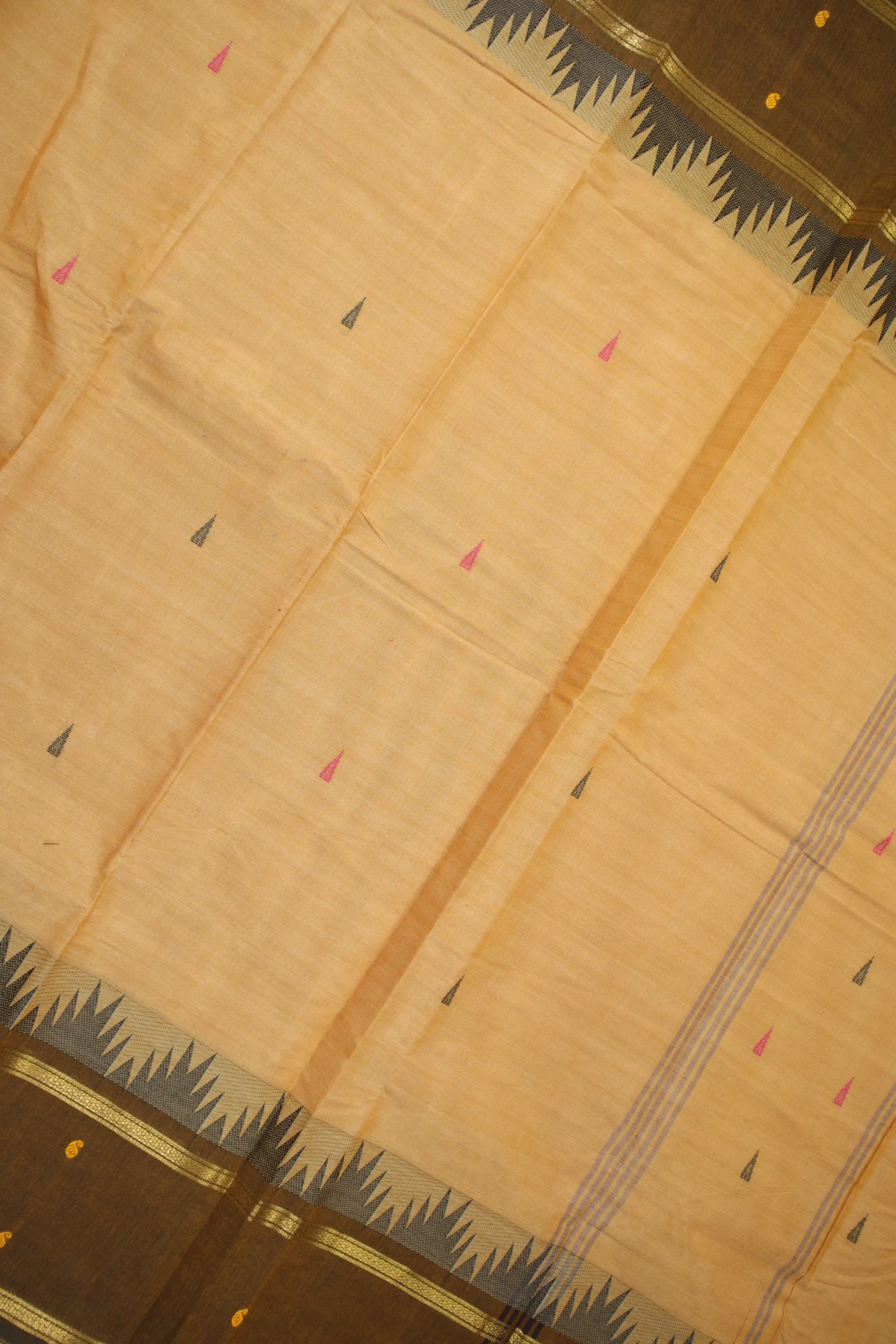 light-salmon-thalampoo-reku-grand-chettinad-saree-gc001874-b