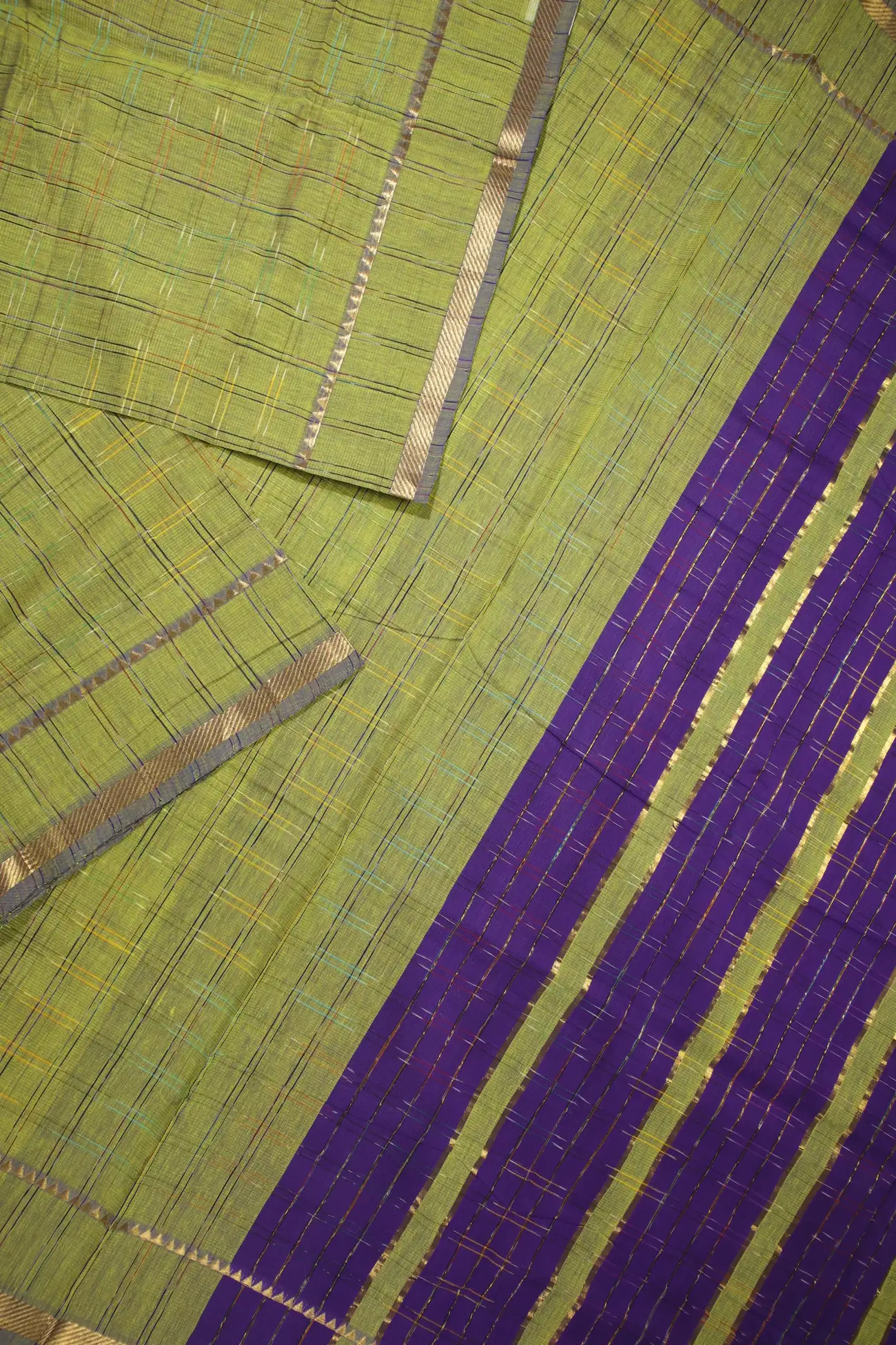 light-green-bavanji-border-checked-mangalagiri-saree-ml002637-b