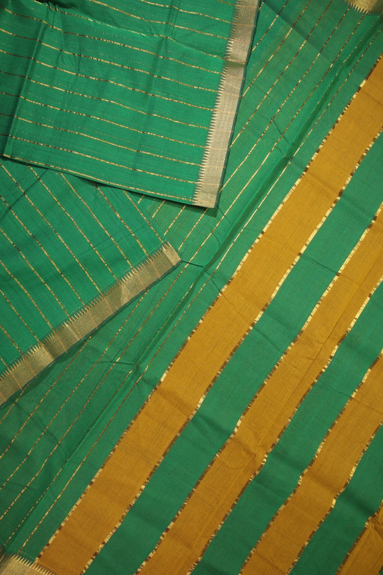 green-vertical-stripes-mangalagiri-saree-ml002662-b