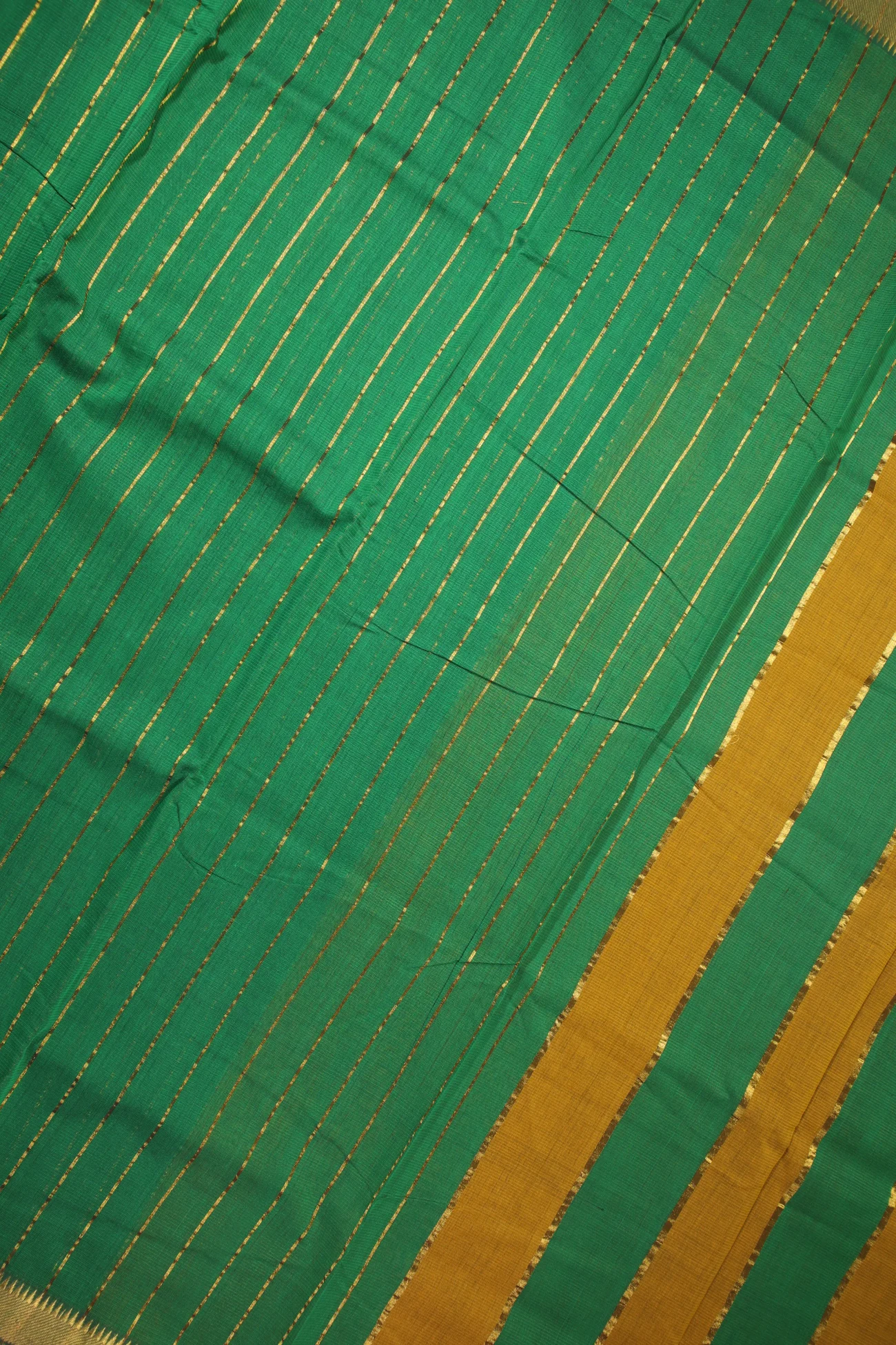 green-vertical-stripes-mangalagiri-saree-ml002662-c