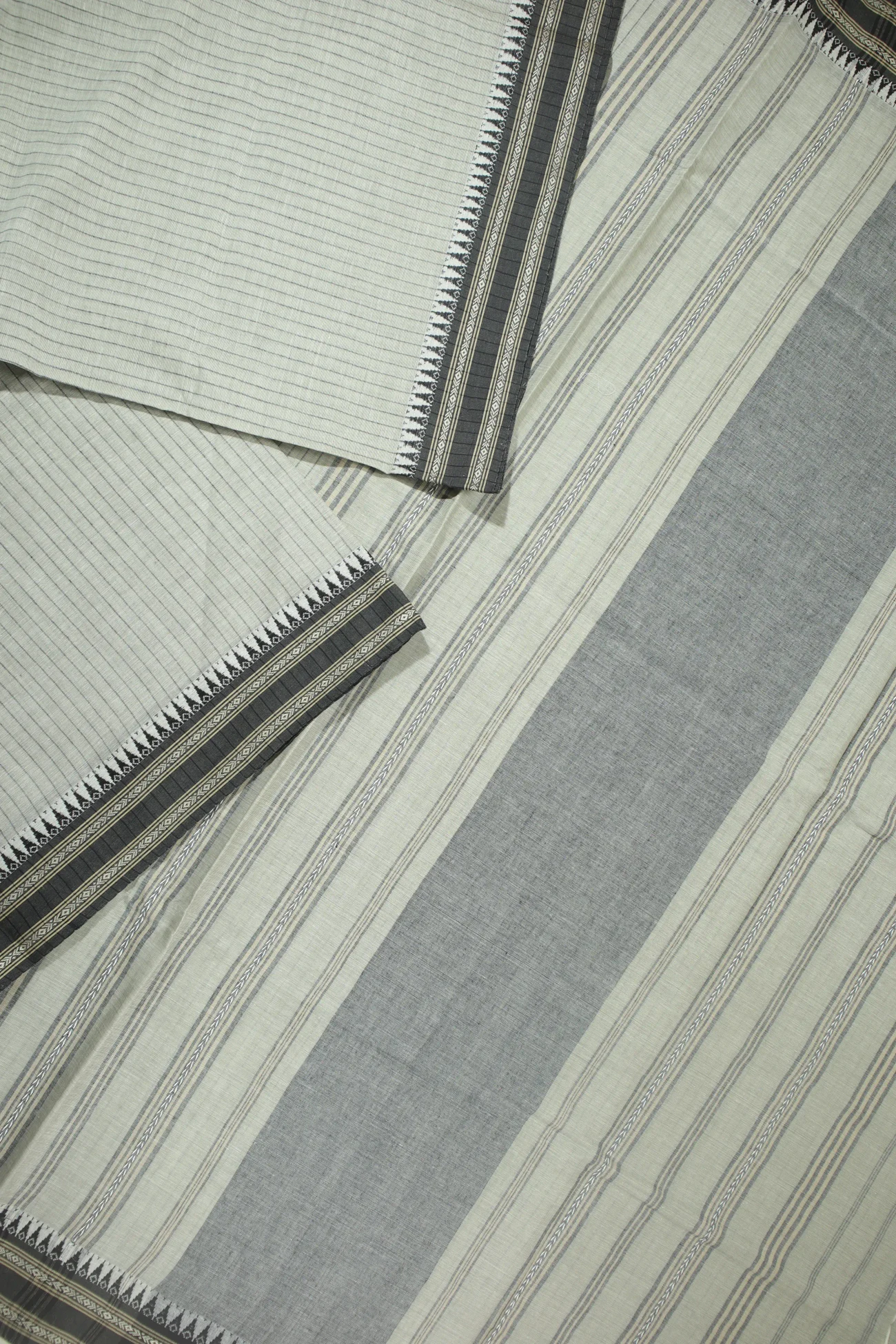 gray-vertical-stripes-begumpuri-sarees-kv001467-b