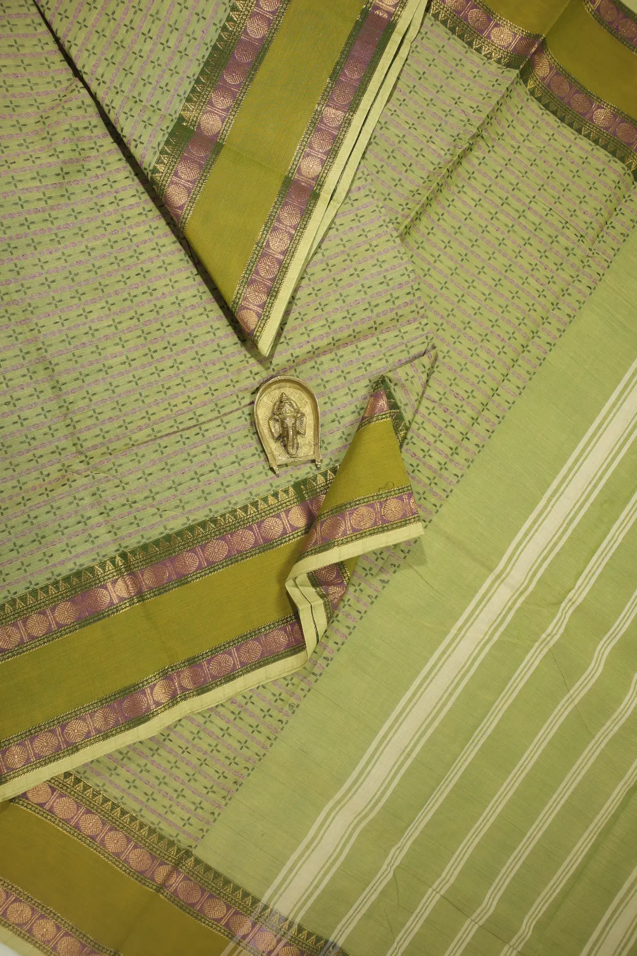 dark-sea-green-plus-checked-ruthratcham-kanchi-cotton-saree-uu005430-a