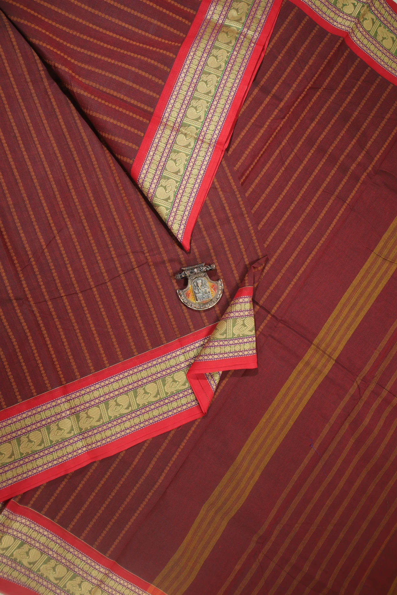 maroon-peacock-gc002048-gc002048-a