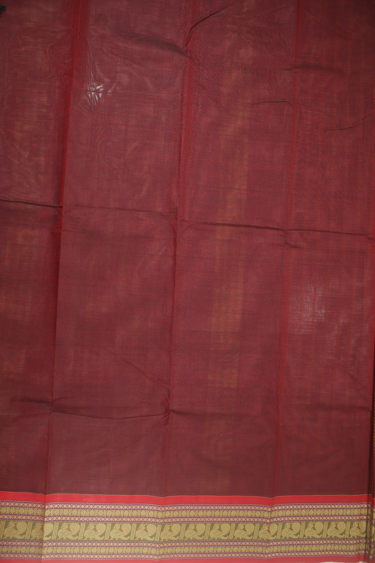 maroon-peacock-gc002048-gc002048-d