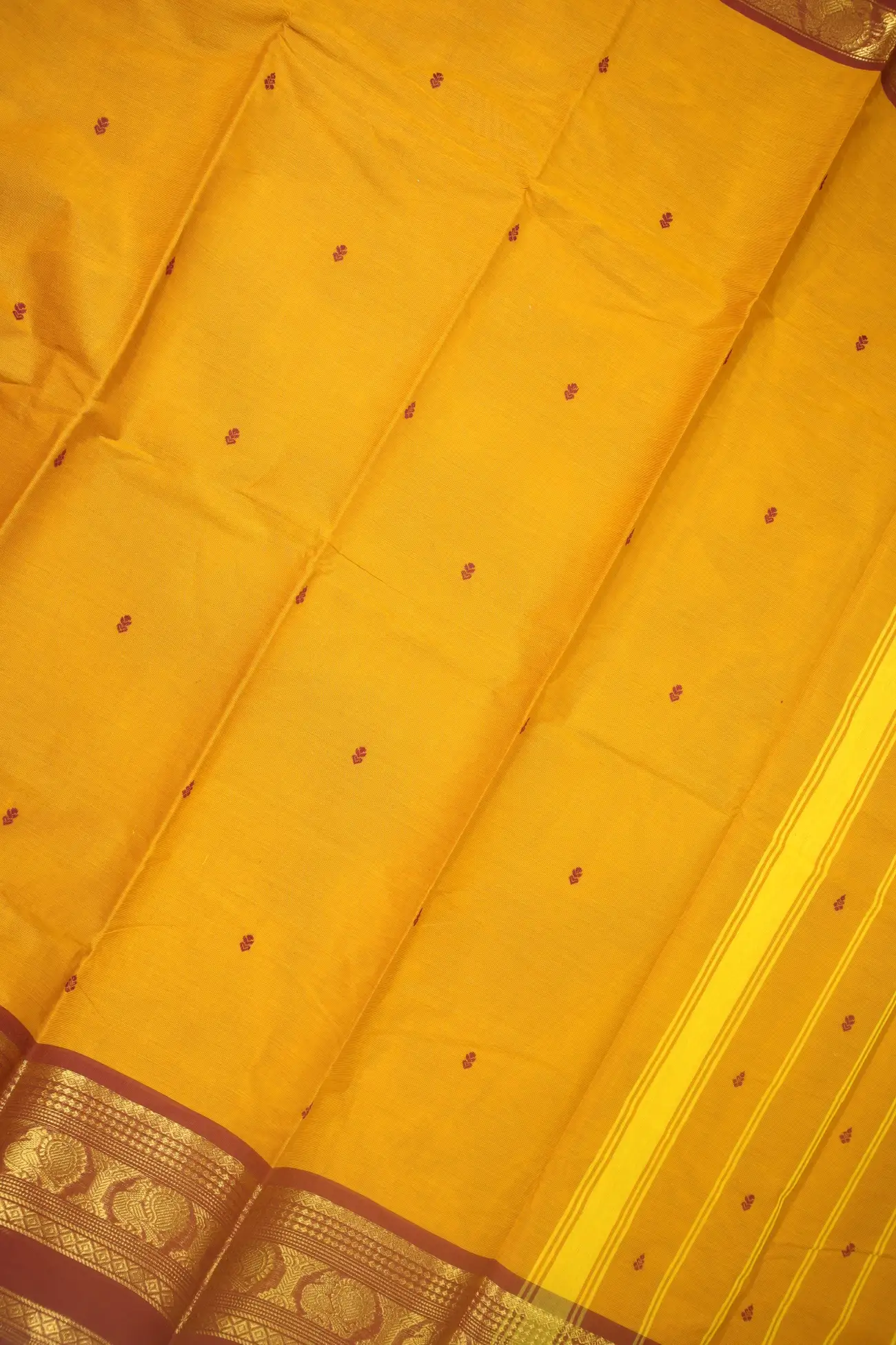 mustard-peacock-grand-chettinad-saree-gc002027-c