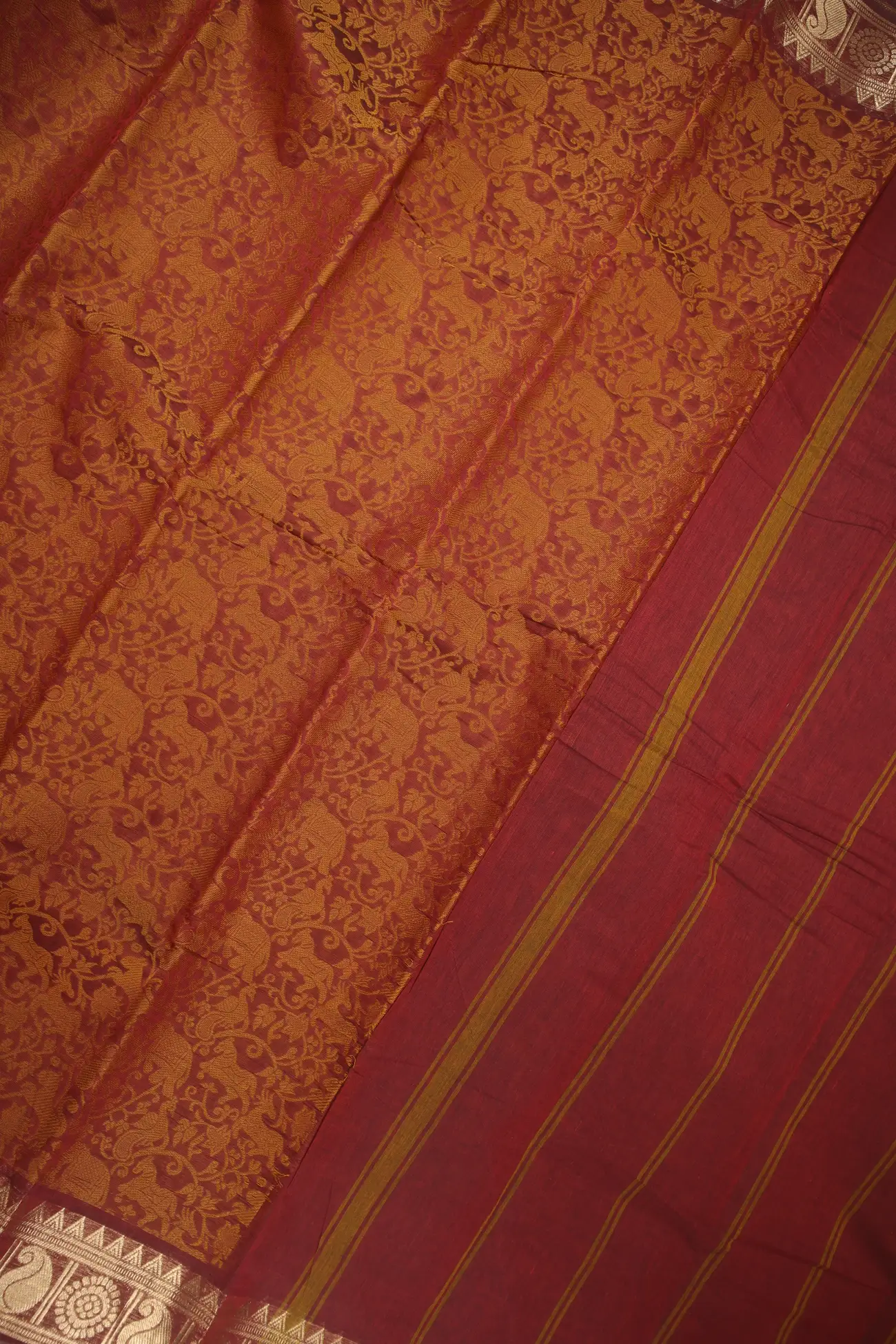 dark-maroon-vanasingaram-kanchi-cotton-saree-uu005464-c