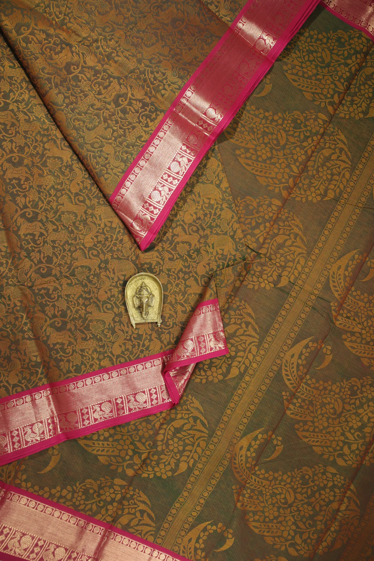 green-vanasingaram-kanchi-cotton-saree-uu005455-a