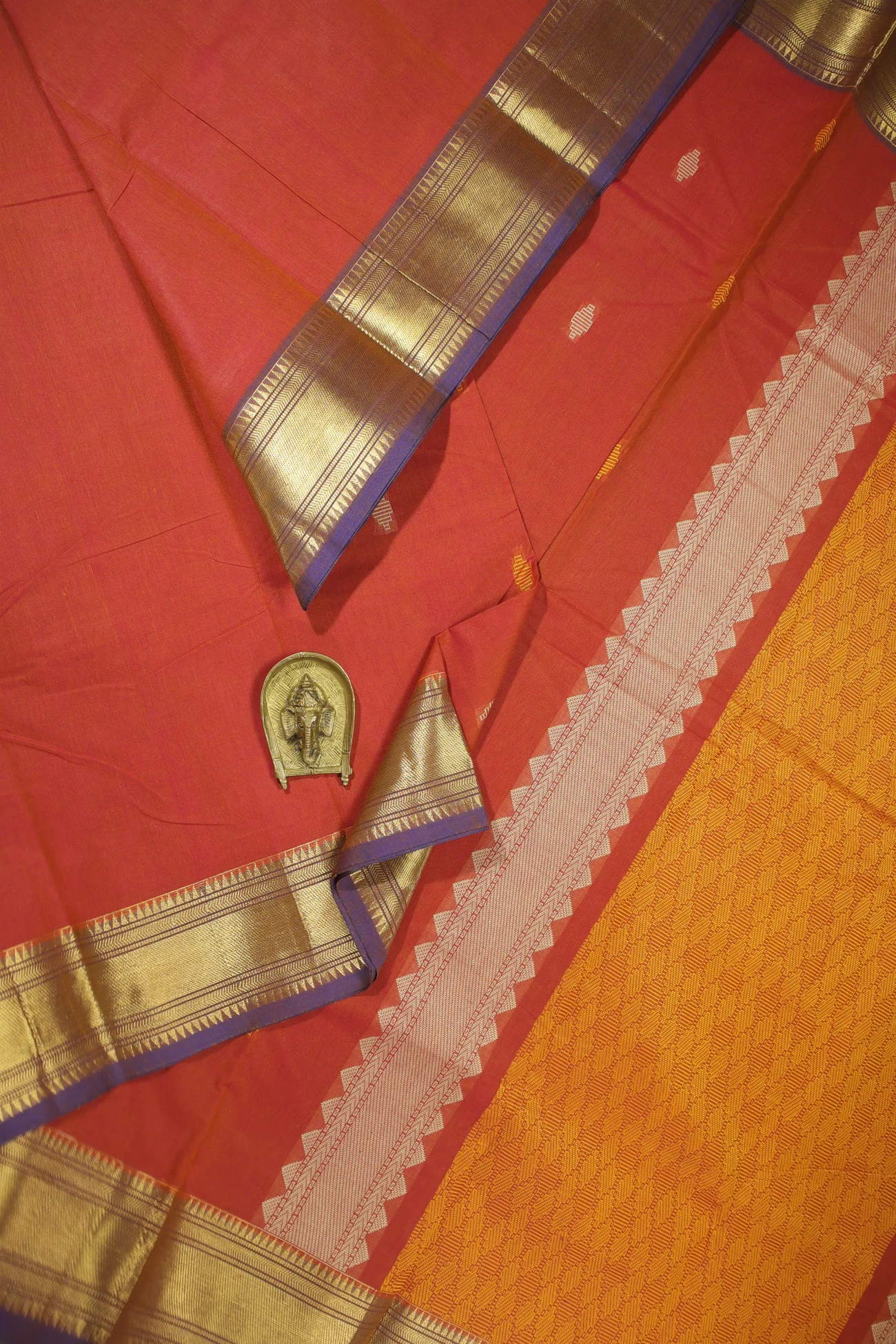 orange-bavanji-border-temple-kanchi-cotton-saree-uu005442-a