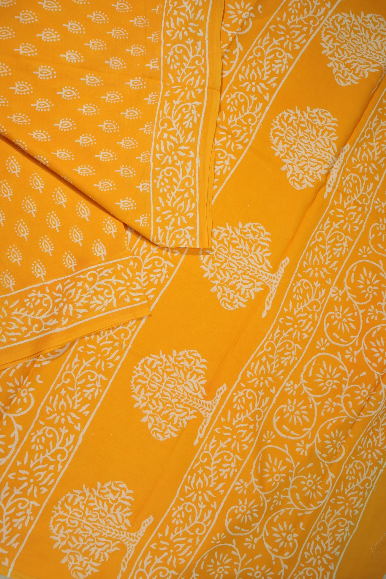 yellow-flower-mulmul-cotton-saree-mm001886-b