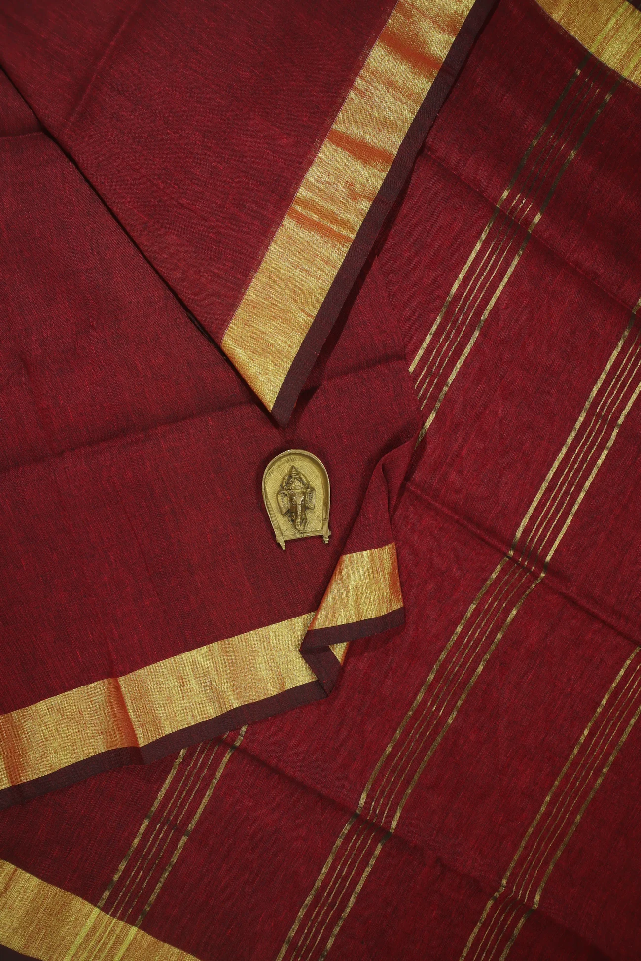 maroon-plain-linen-printed-saree-lnp000153-a