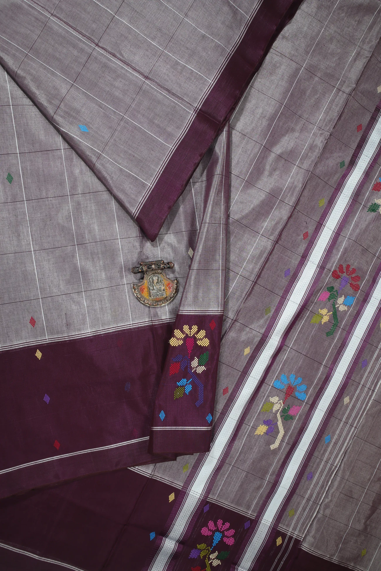 rosy-brown-flower-chedi-butta-saree-cb000518-a