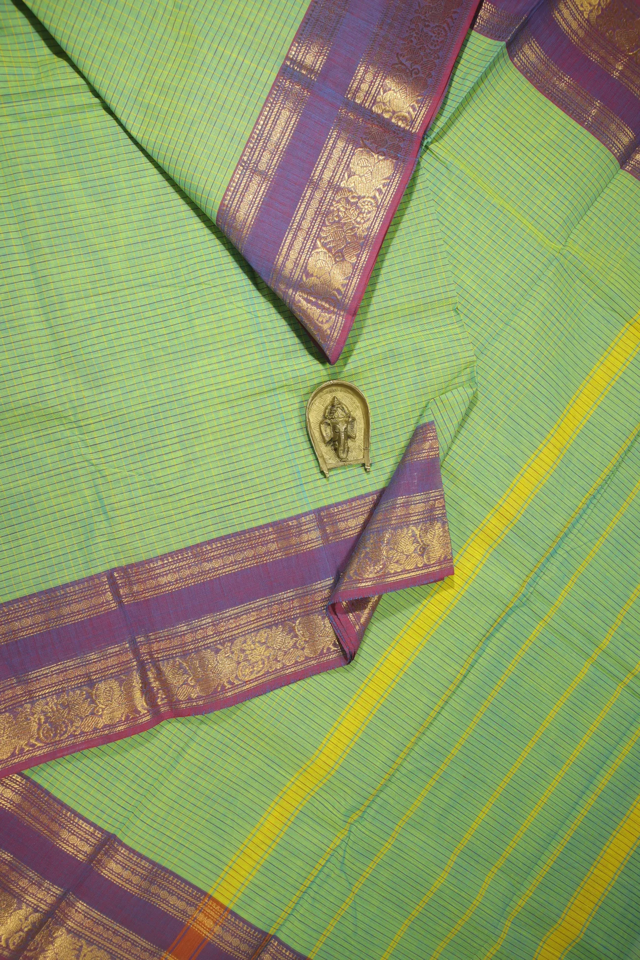 light-green-peacock-ruthratcham-checked-saree-ck002578-a