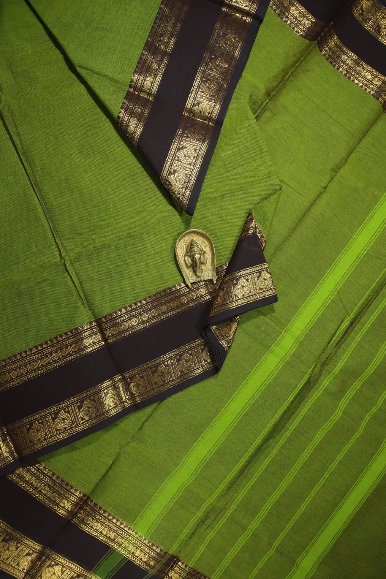 green-ruthratcham-peacock-grand-chettinad-saree-gc002320-a