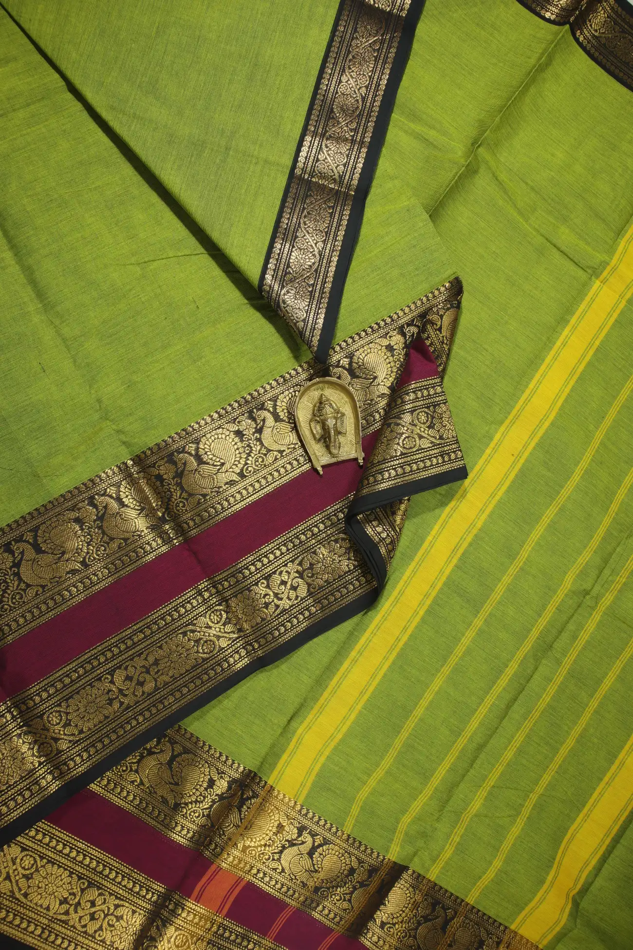 light-green-flower-peacock-grand-chettinad-saree-gc002291-a