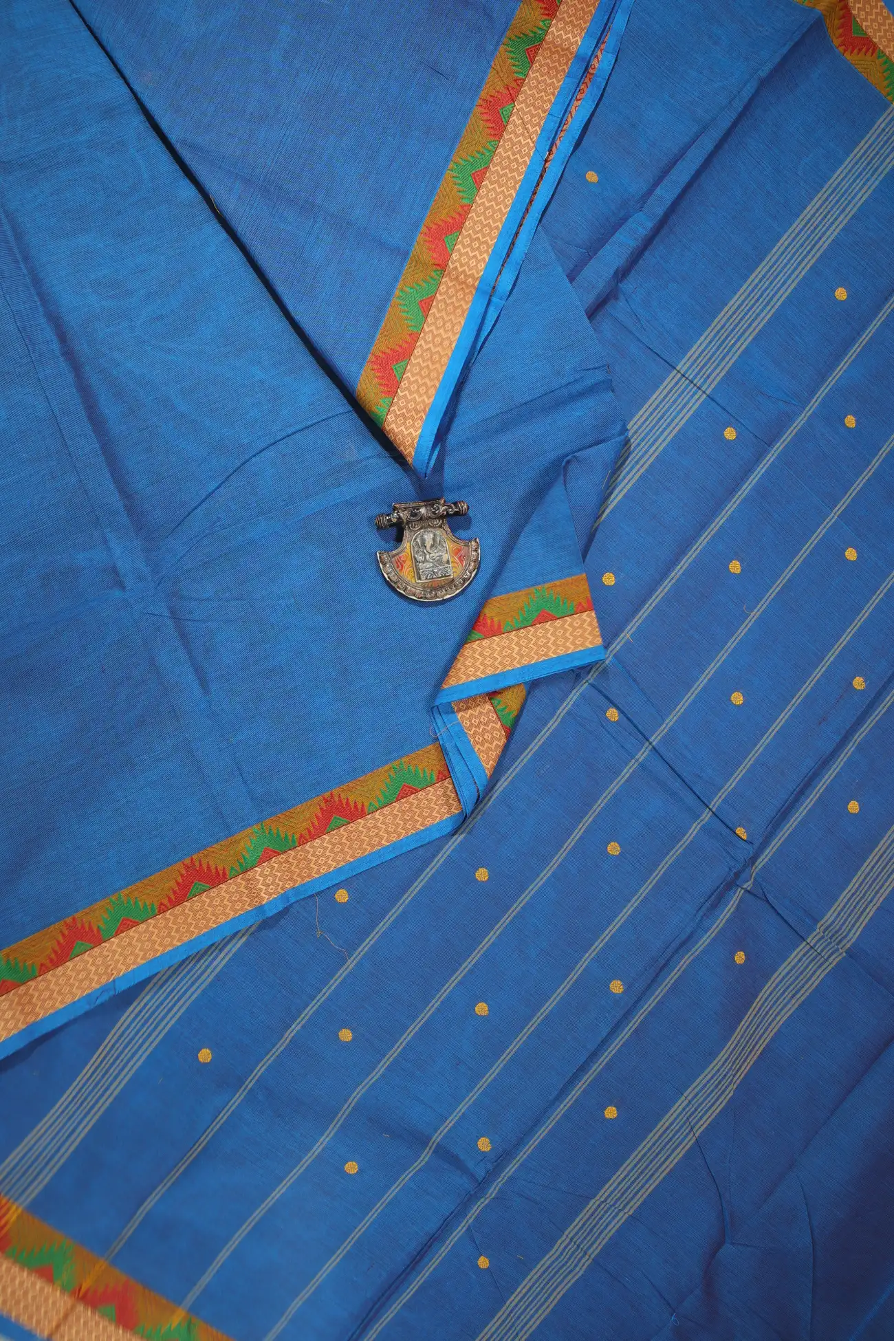 blue-temple-zigzag-grand-chettinad-saree-gc002210-a