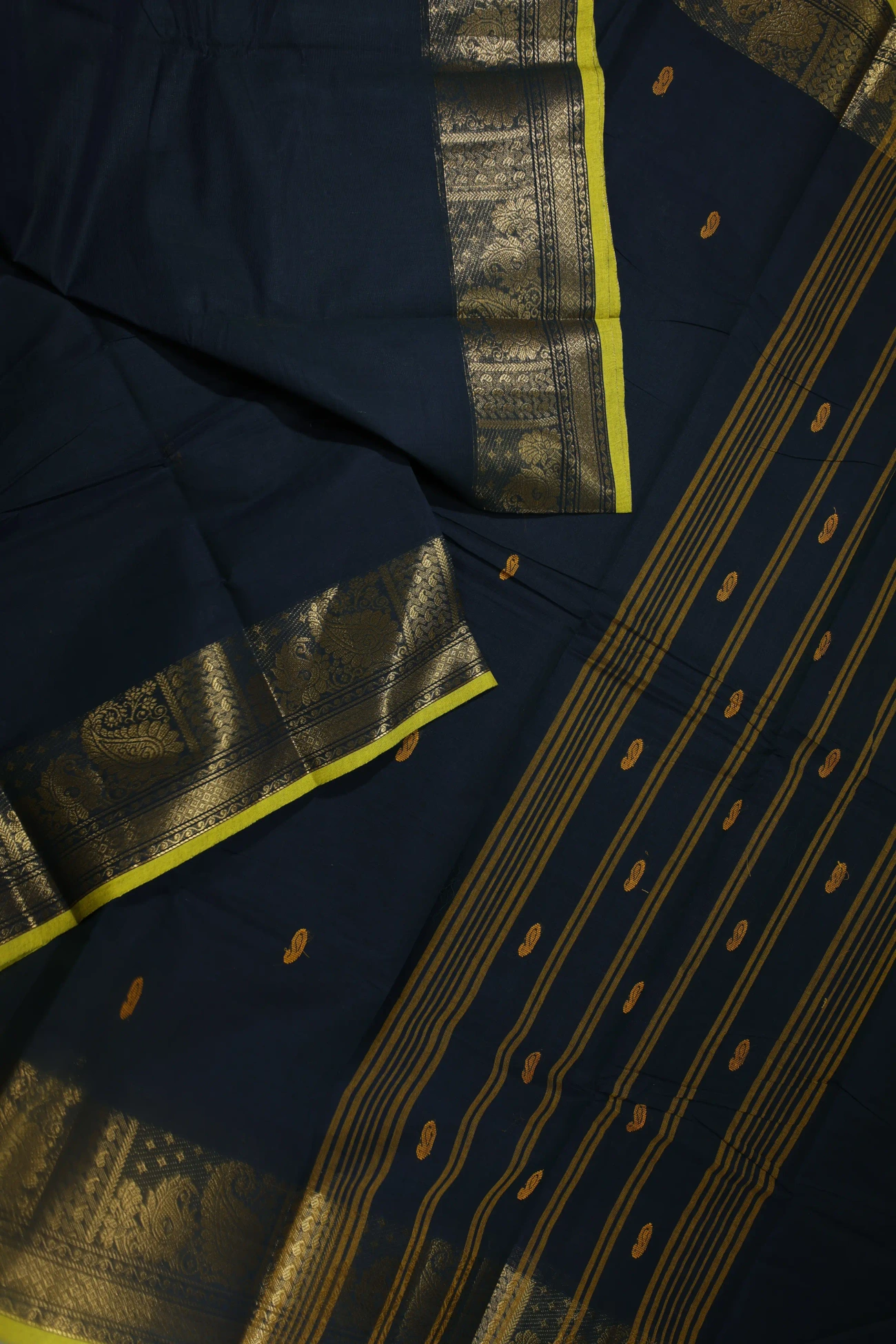 navy-mango-grand-chettinad-saree-gc002124-b