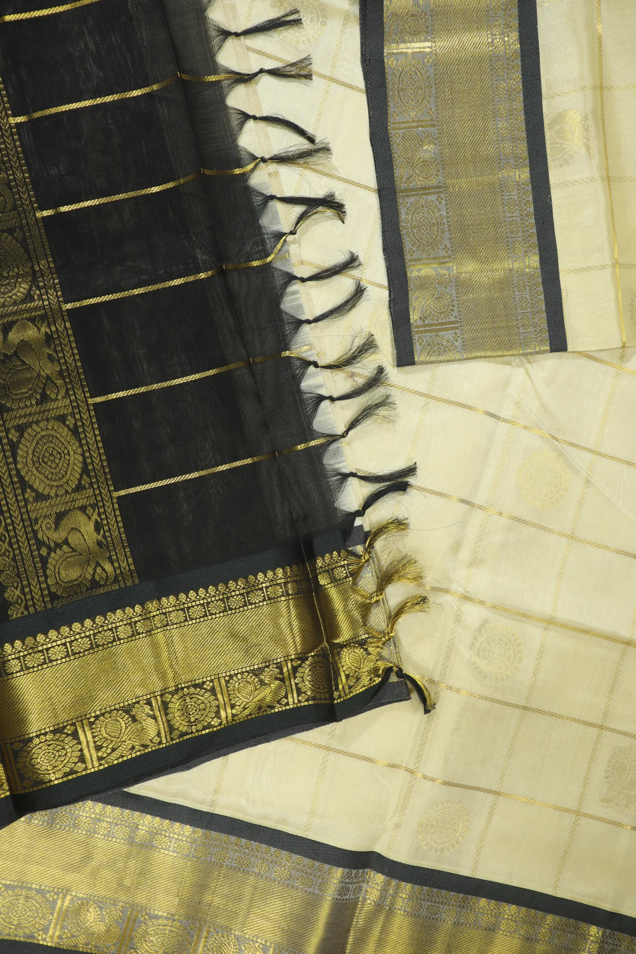 ivory-annapakshi-silk-cotton-saree-sc002914-e