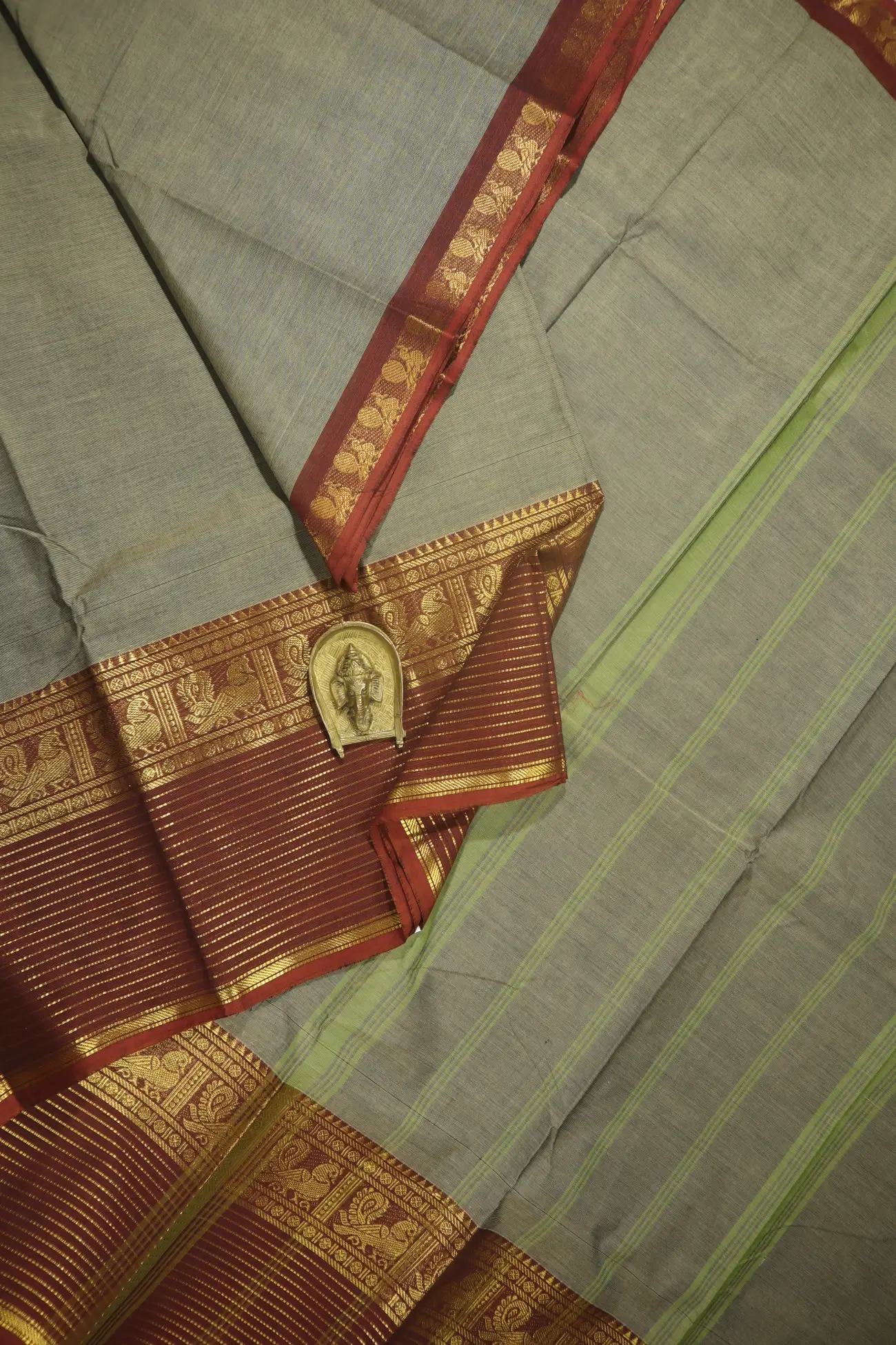 dim-gray-peacock-grand-chettinad-saree-gc002308-a