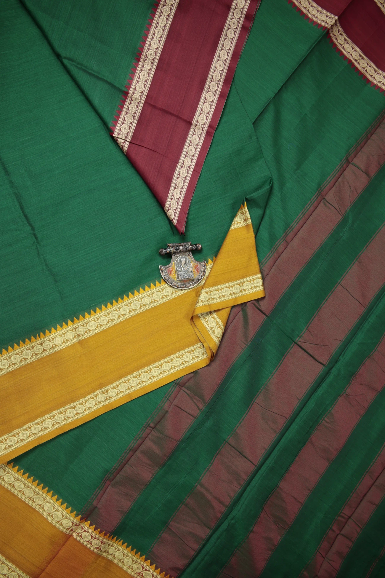dark-green-ruthratcham-narayanpet-sarees-pk002429-a