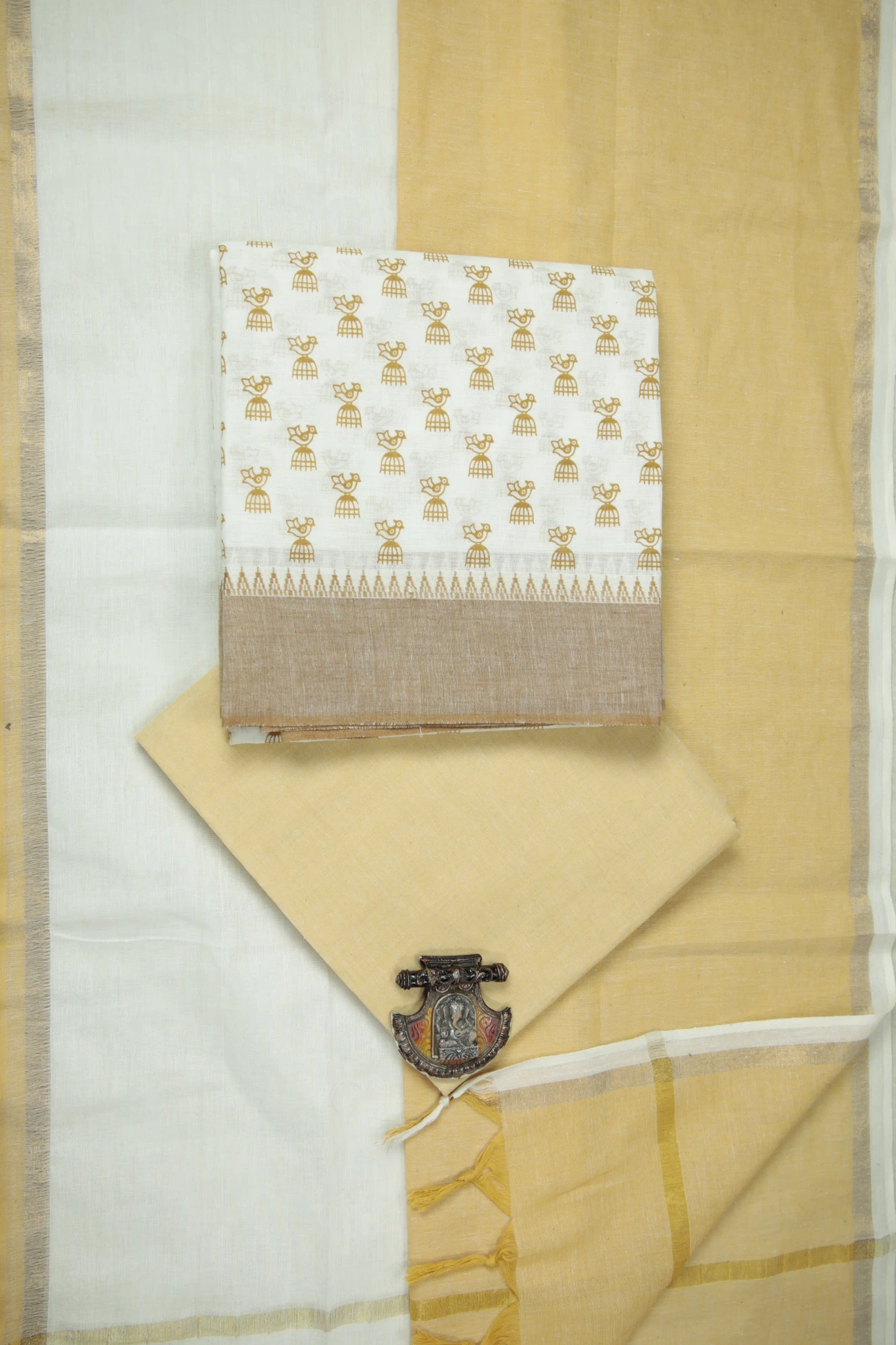 off-white-jimikki-kammal-chettinad-dress-materials-cc000050-a