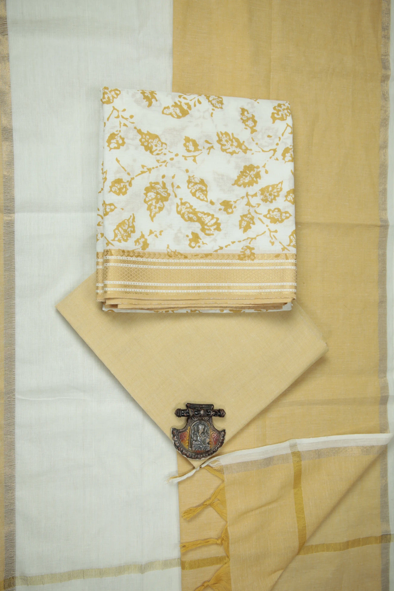 off-white-leaf-chettinad-dress-materials-cc000052-a