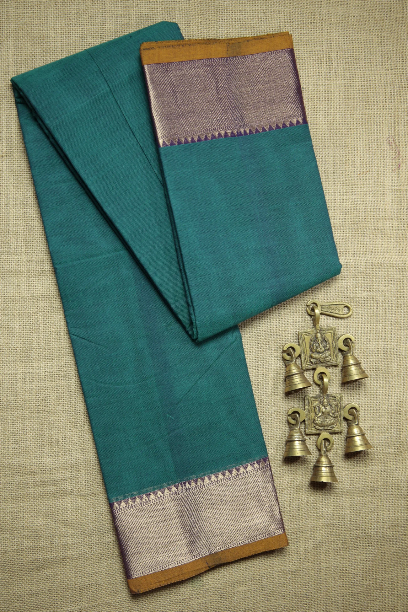 teal-bavanji-border-temple-malarkodi-saree-mk008059-a