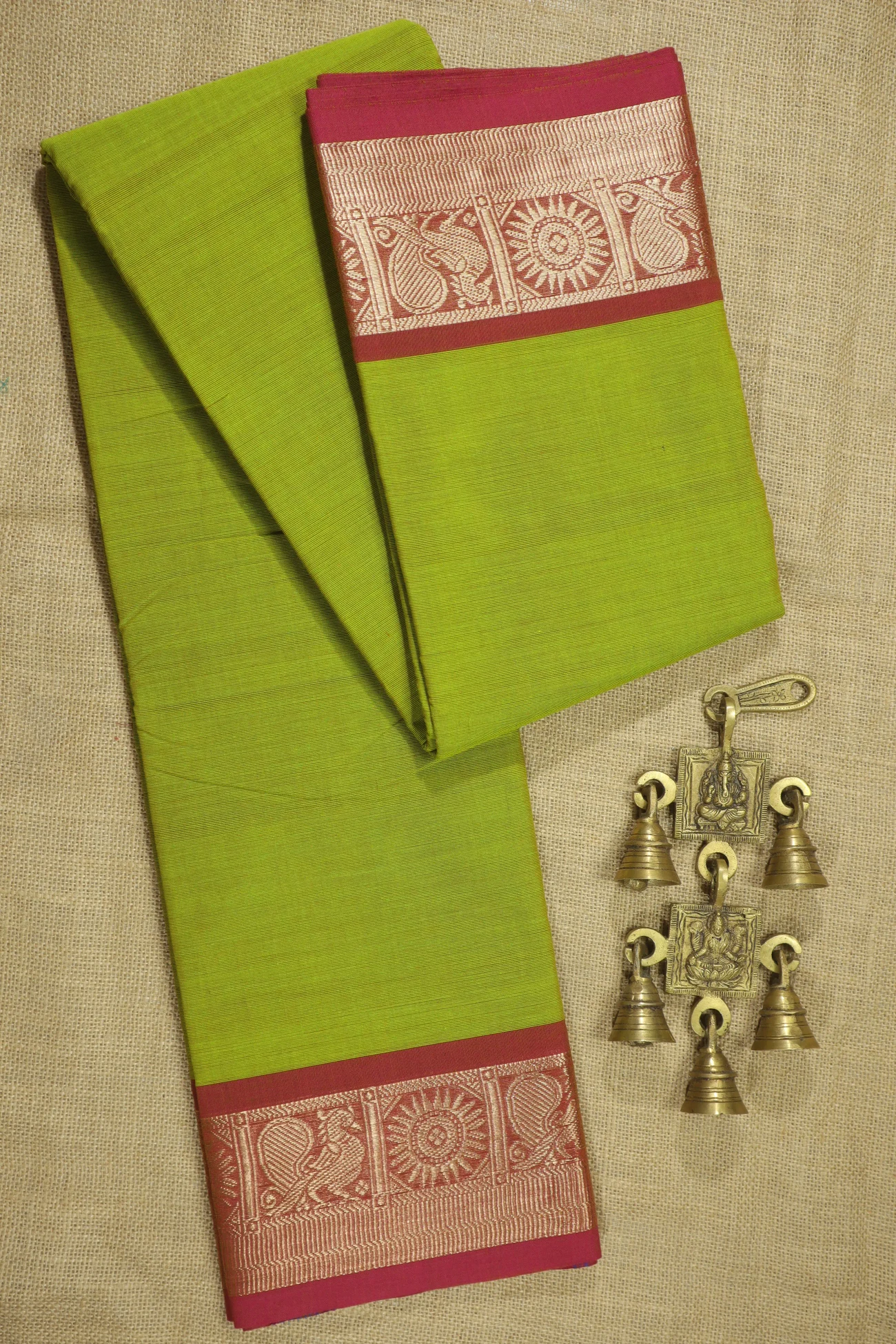green-ruthratcham-peacock-malarkodi-saree-mk008022-a