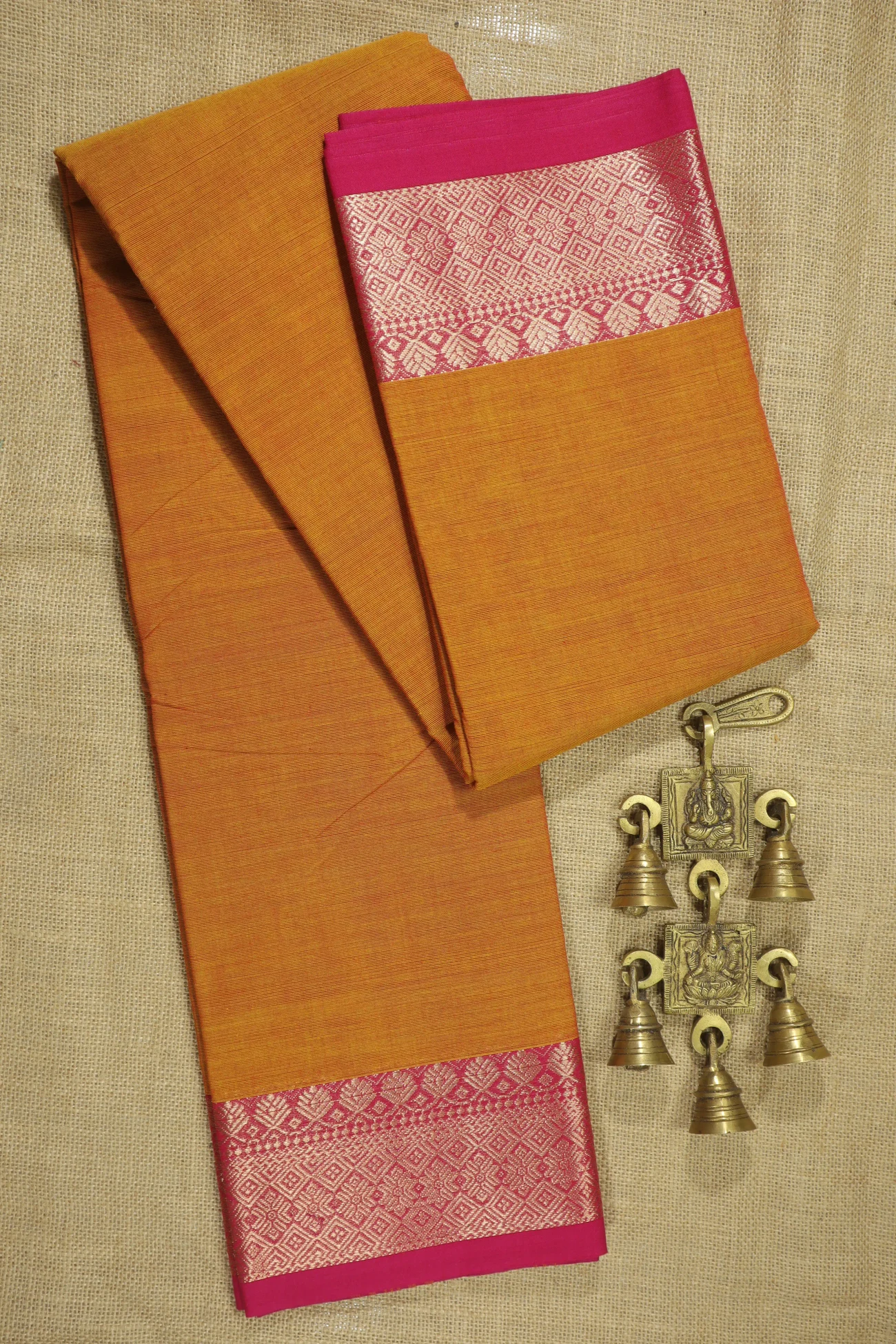 orange-flower-malarkodi-saree-mk008032-a