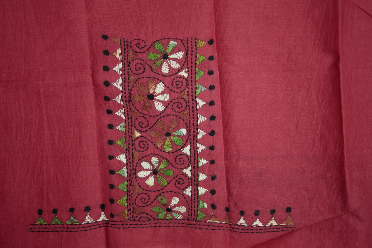 pink-flower-kantha-work-blouse-fabric-kwb002017-a