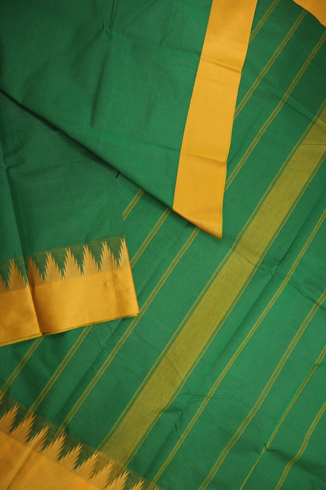 green-thalampoo-reku-grand-chettinad-saree-gc000677-b