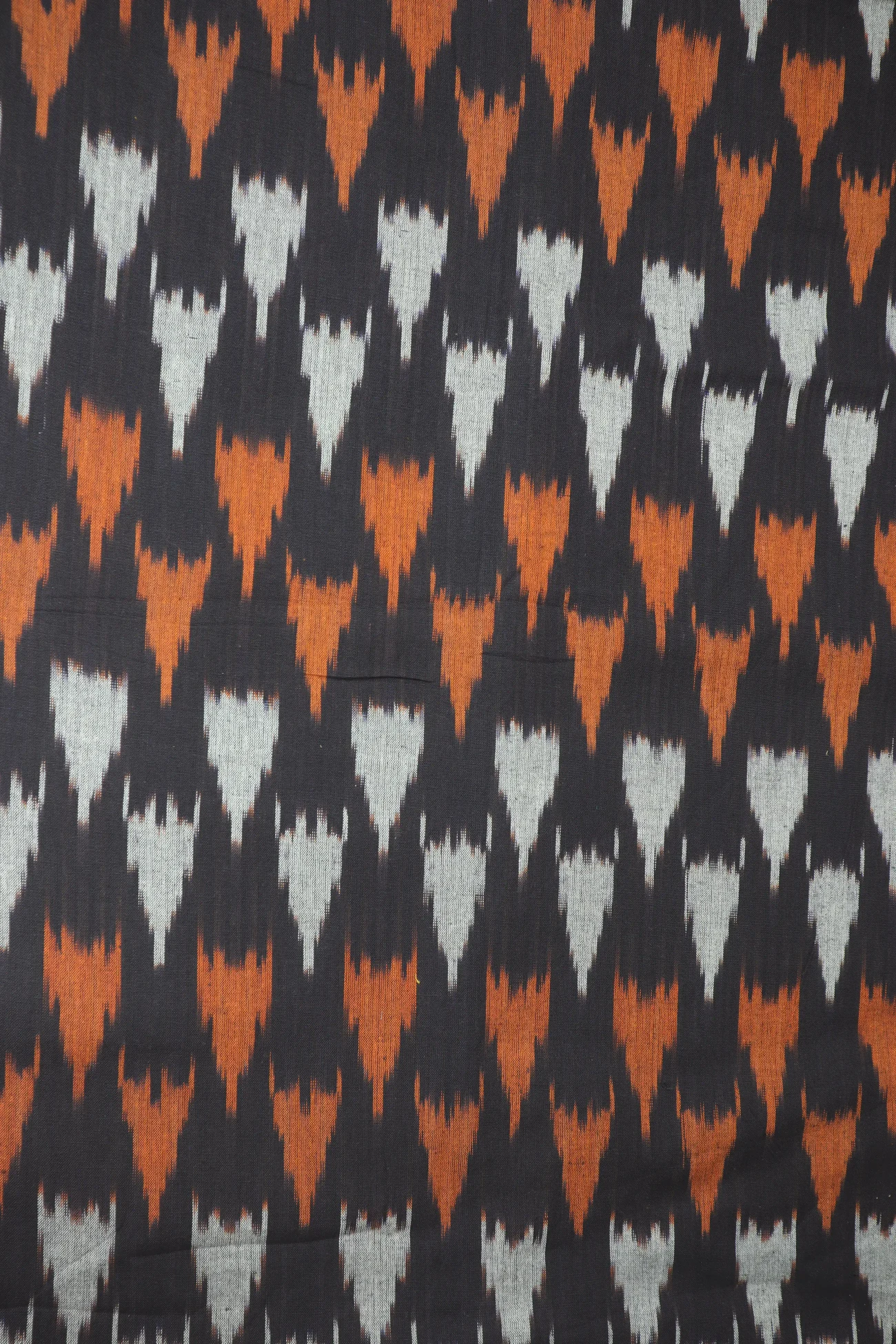 black-ikat-ikat-fabric-ik000414-a