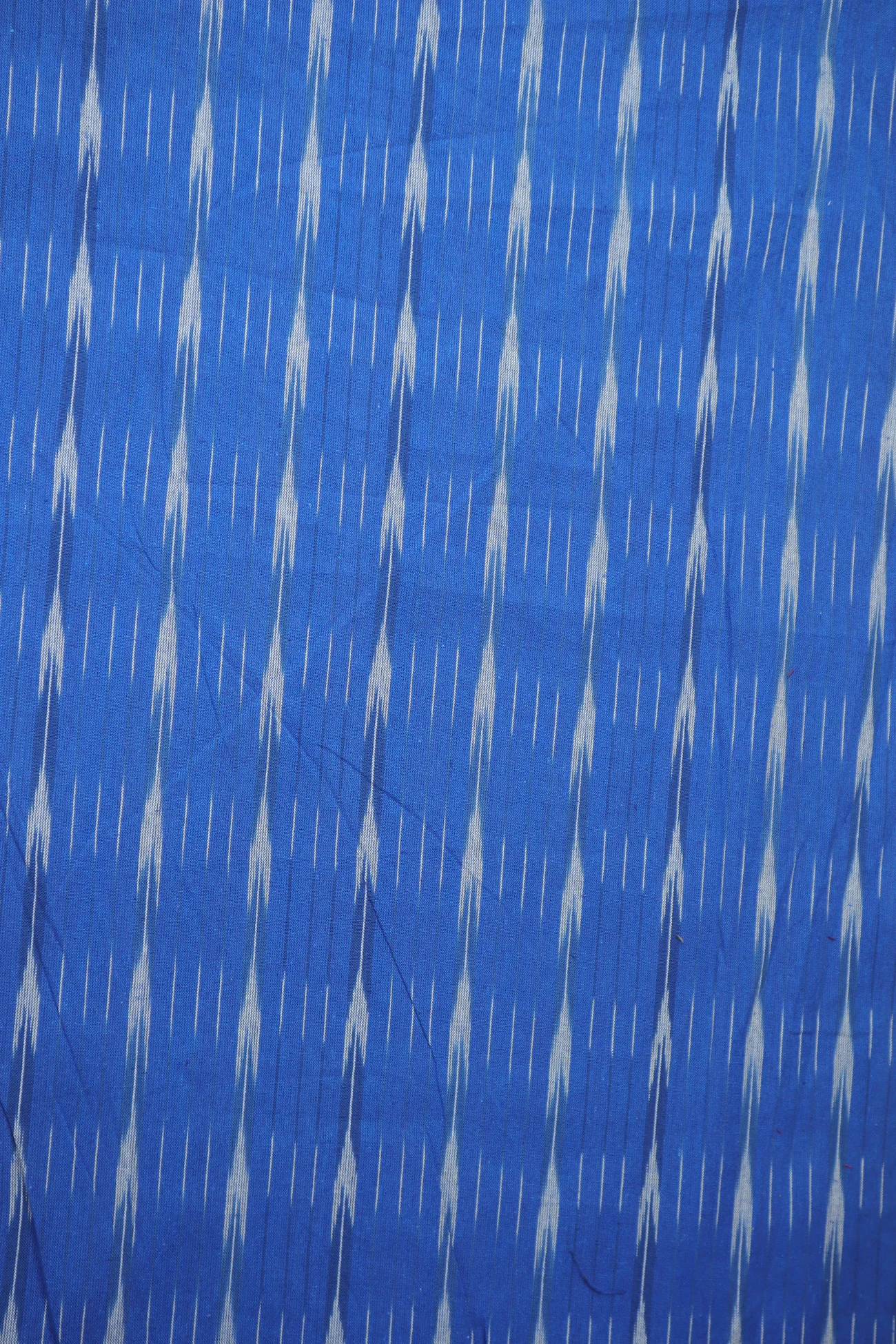 blue-ikat-ikat-fabric-ik000425-a