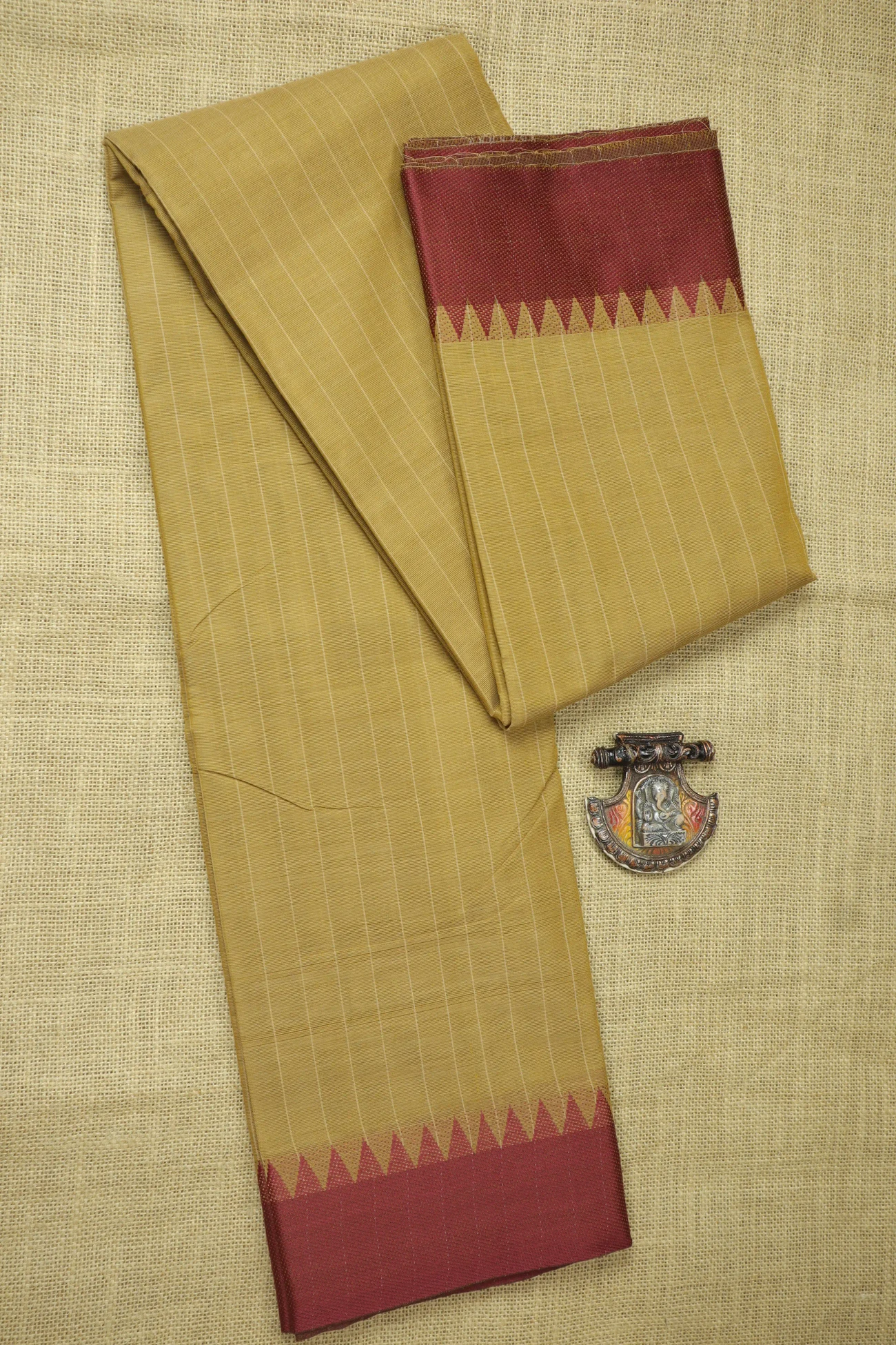 wheat-temple-vertical-stripes-malarkodi-saree-mk008184-a