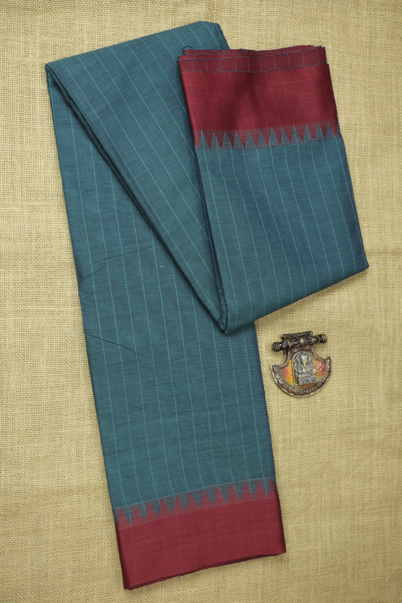 teal-temple-vertical-stripes-malarkodi-saree-mk008183-a