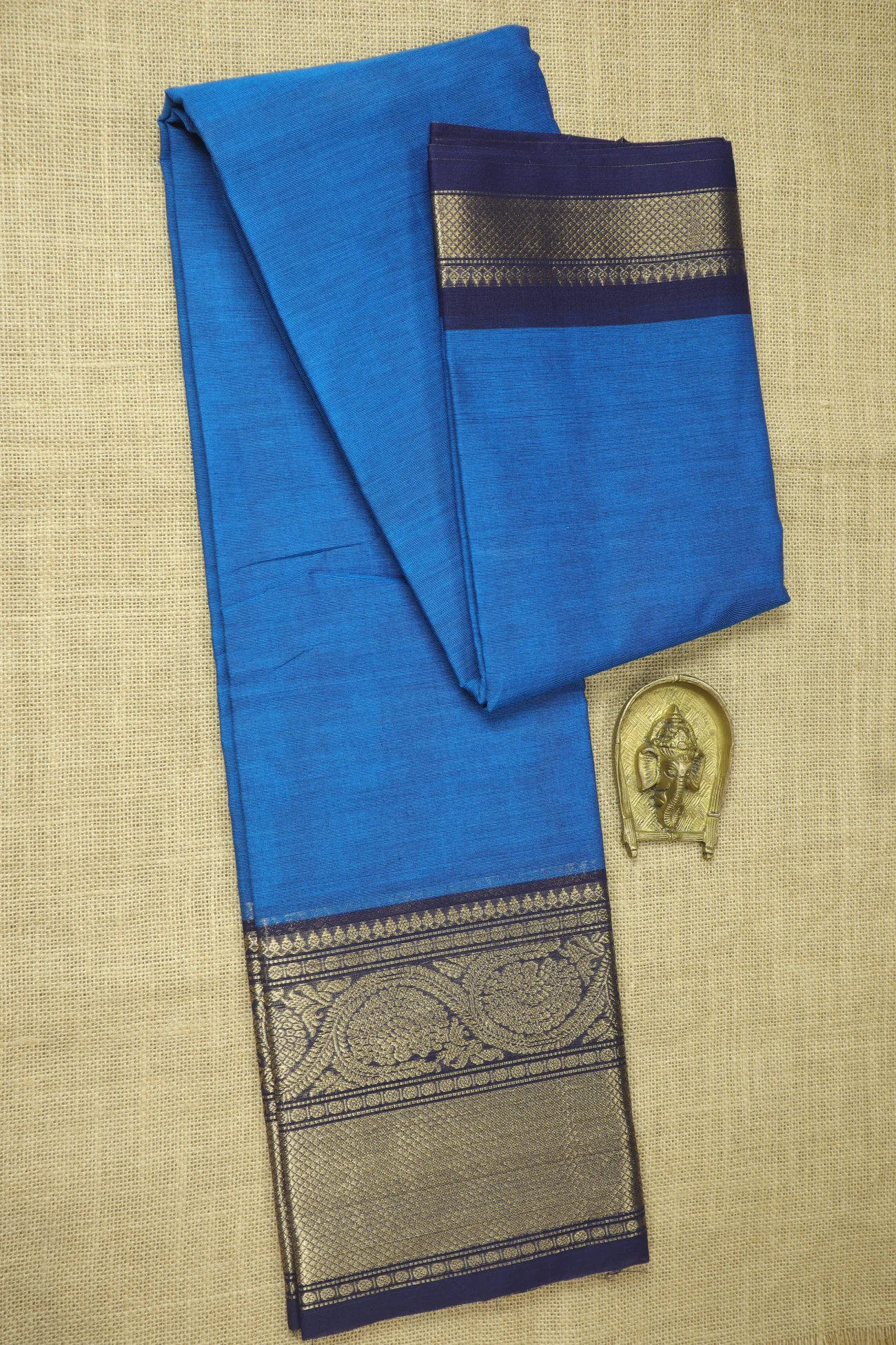 blue-bavanji-border-leaf-malarkodi-saree-mk008147-a