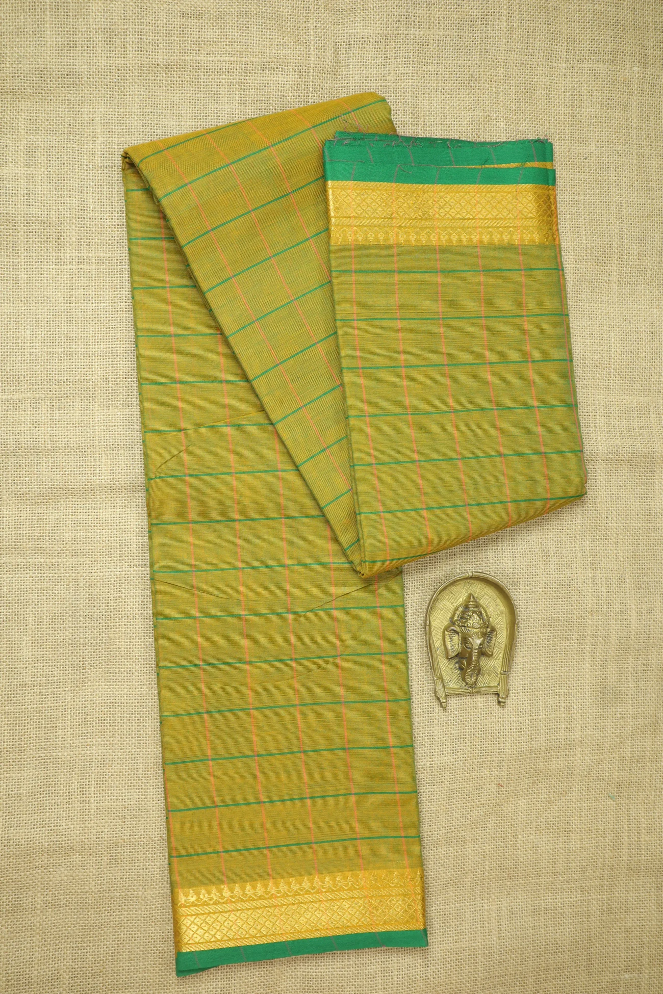 light-green-mayil-kan-checked-saree-ck002661-a