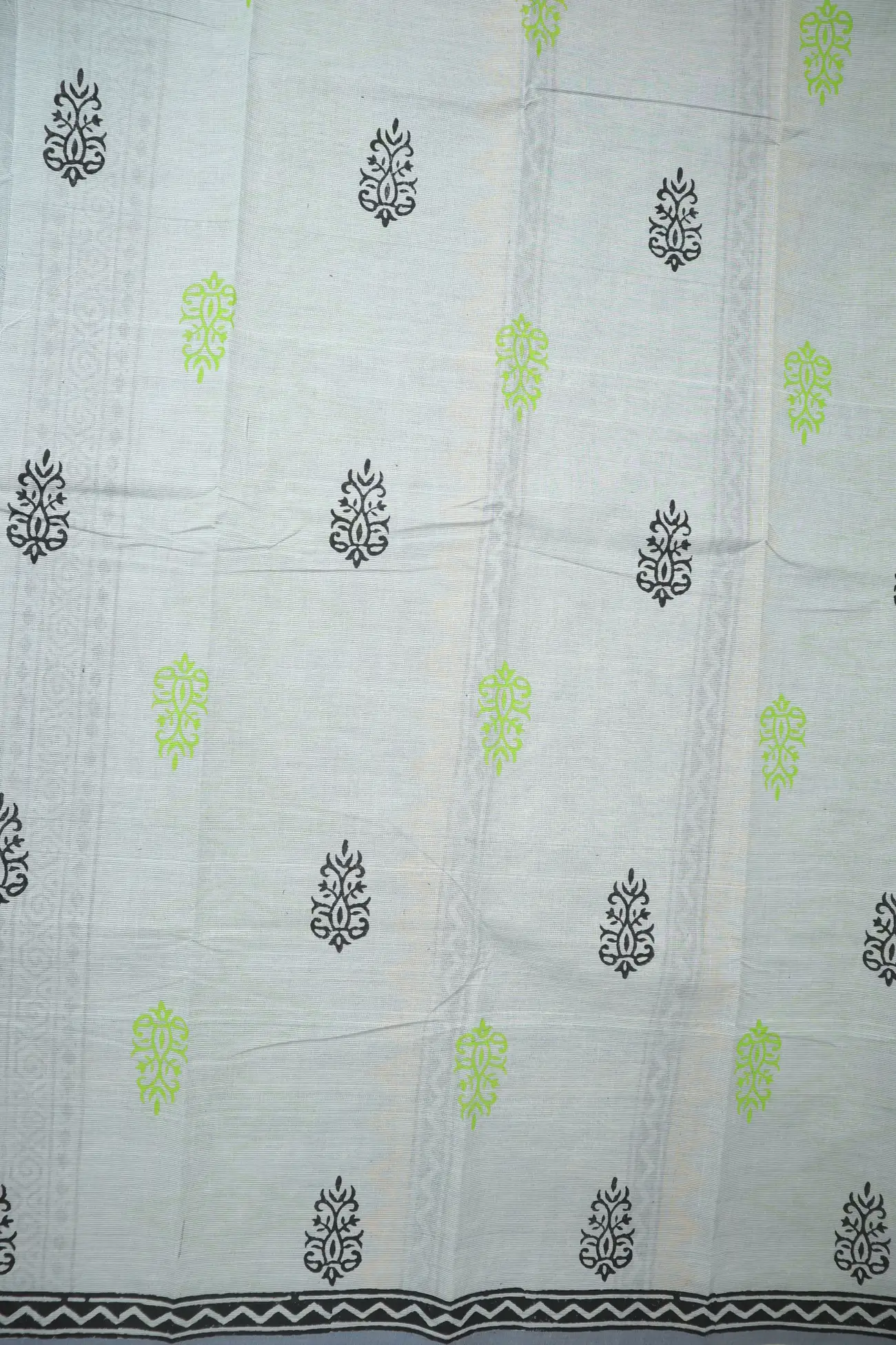 gray-flower-chettinad-printed-saree-cp000096-d