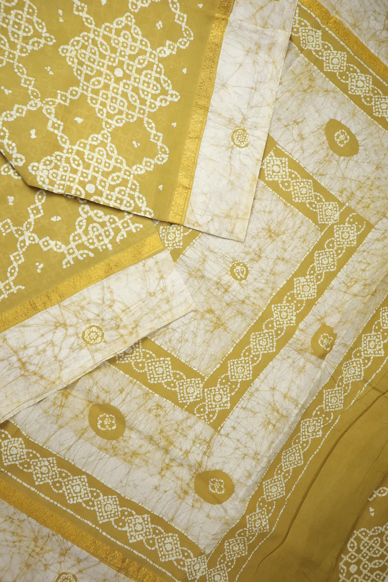 tan-kolam-madurai-sungudi-saree-ss006237-b