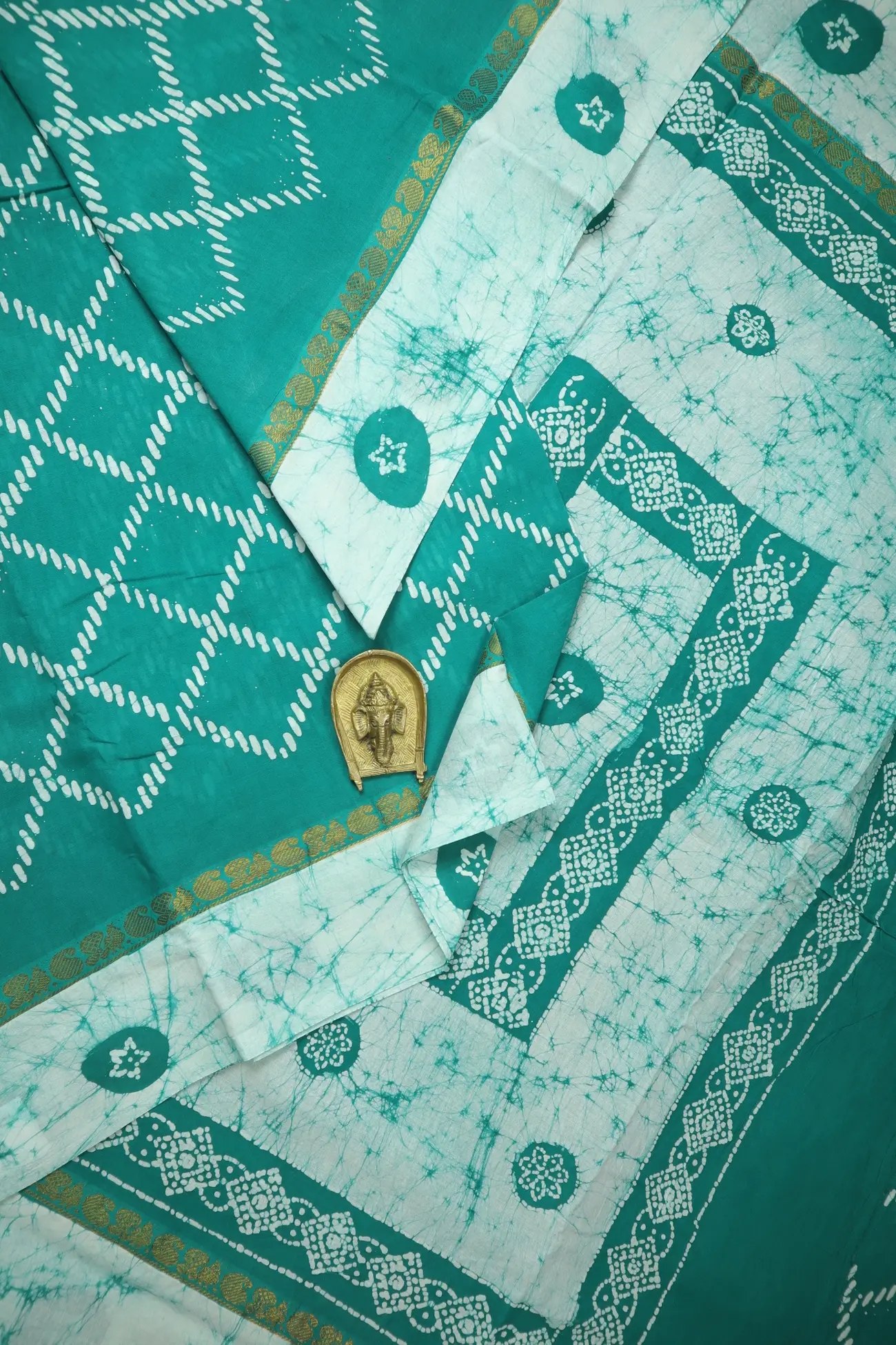 teal-diamoned-madurai-sungudi-saree-ss006233-a