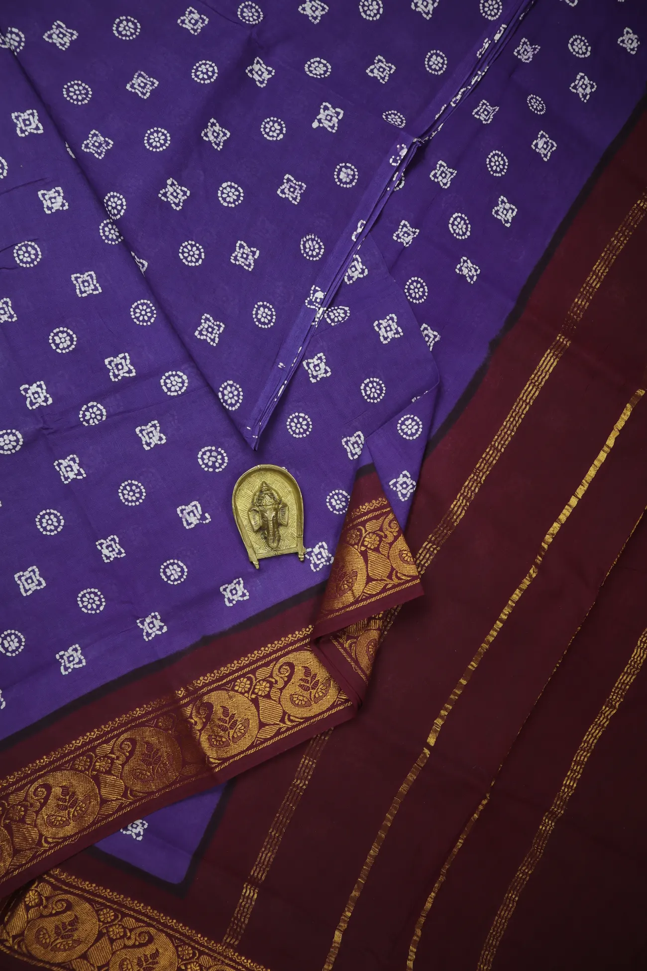 indigo-flower-madurai-sungudi-saree-ss006241-a