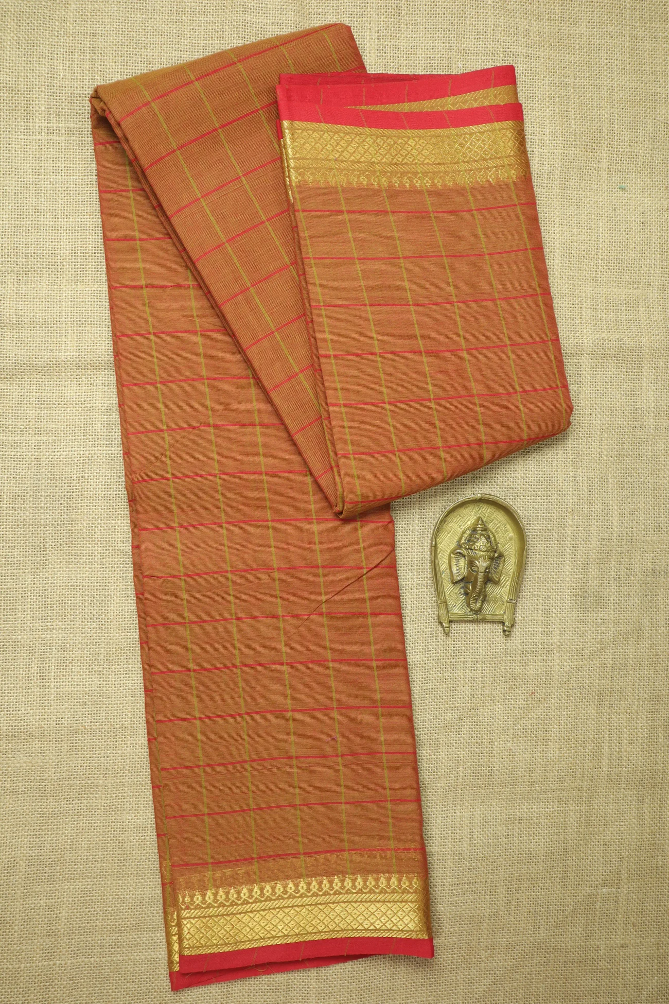 orange-red-mayil-kan-checked-saree-ck002657-a