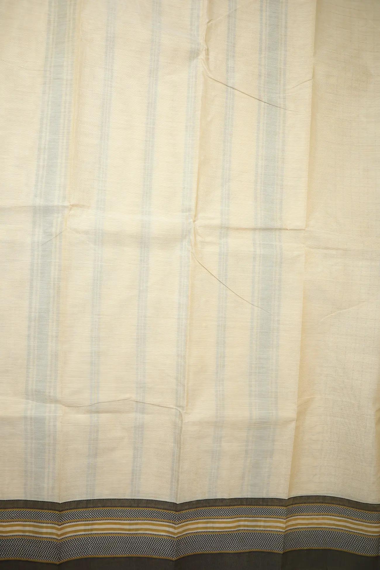 wheat-plus-checked-kanchi-cotton-saree-uu005509-d