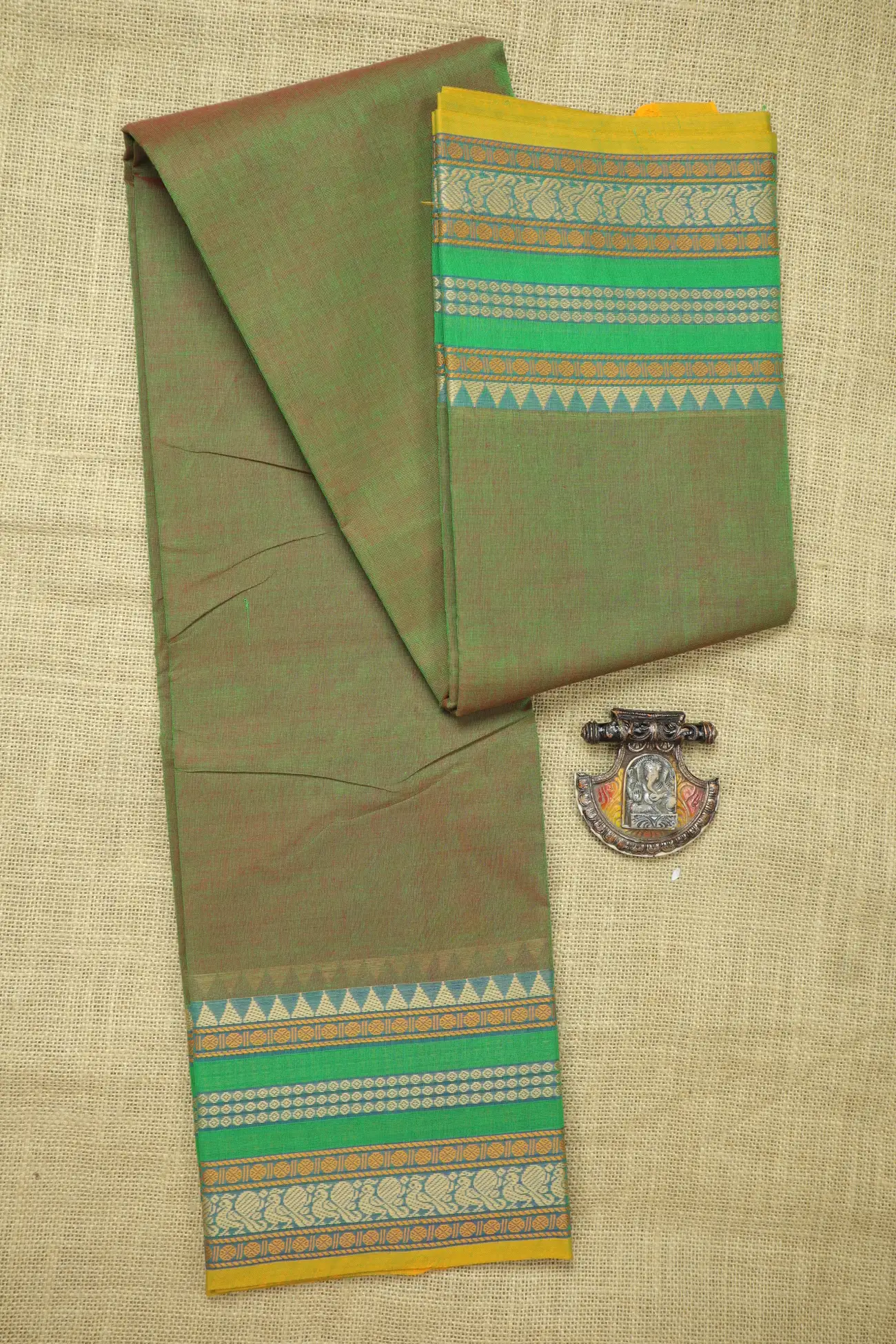 olive-peacock-malarkodi-saree-mk008204-a