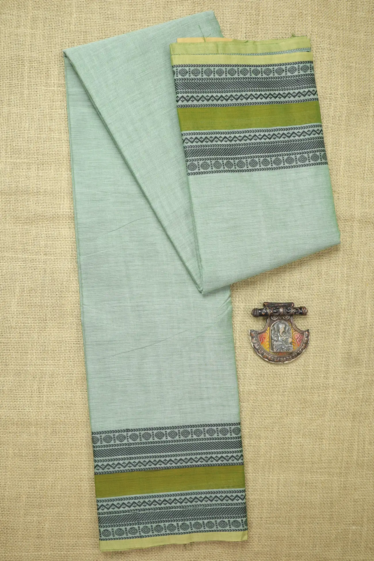 light-green-ruthratcham-malarkodi-saree-mk008196-a