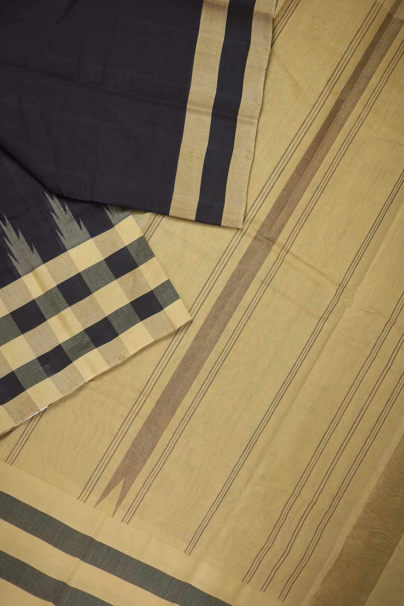 navy-thalampoo-reku-coimbatore-cotton-saree-cbe000461-b