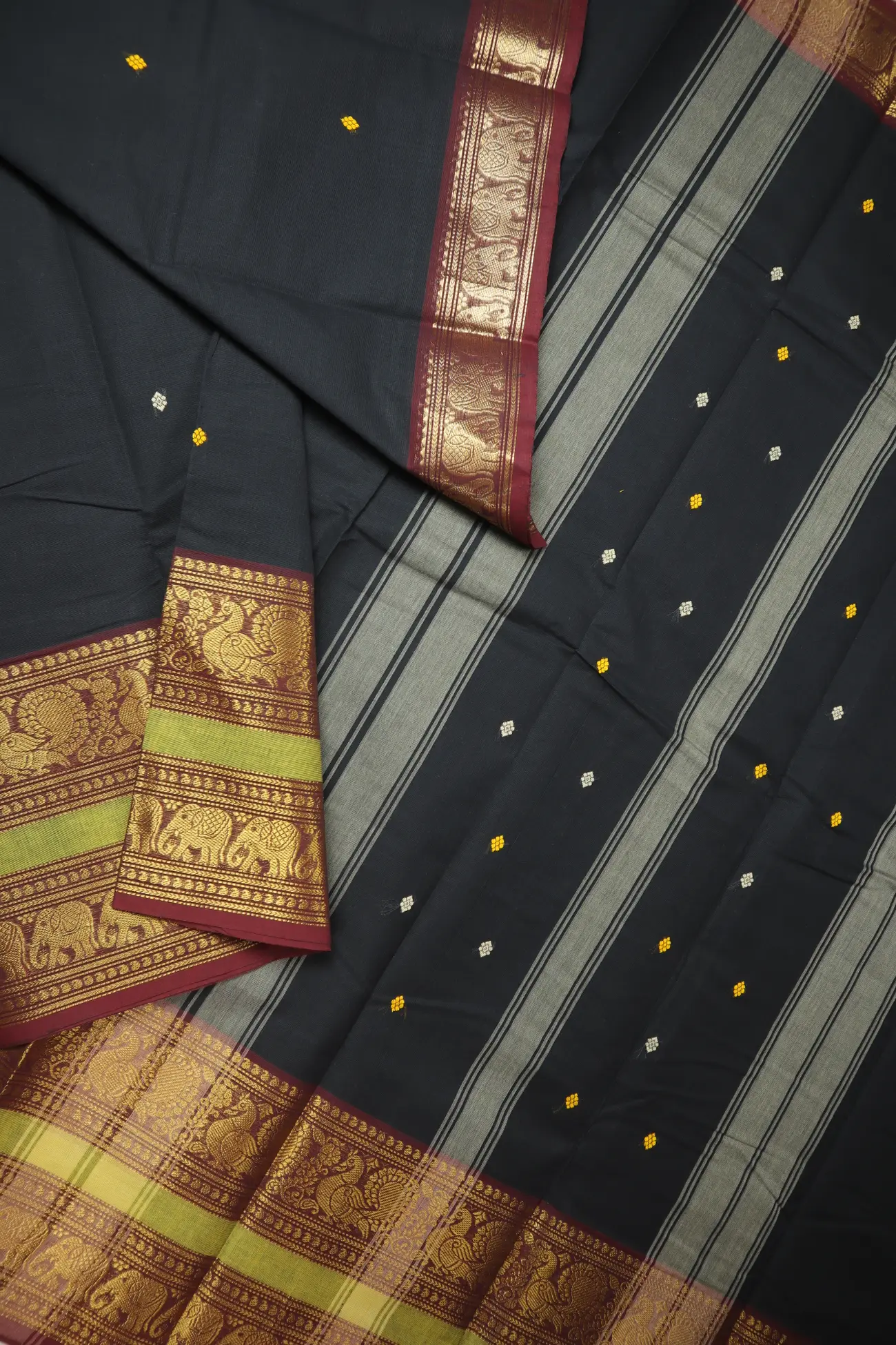 black-peacock-elephant-grand-chettinad-saree-gc002366-b