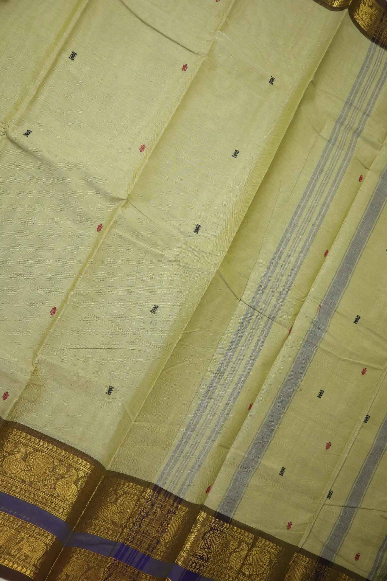 tan-elephant-peacock-grand-chettinad-saree-gc002365-c