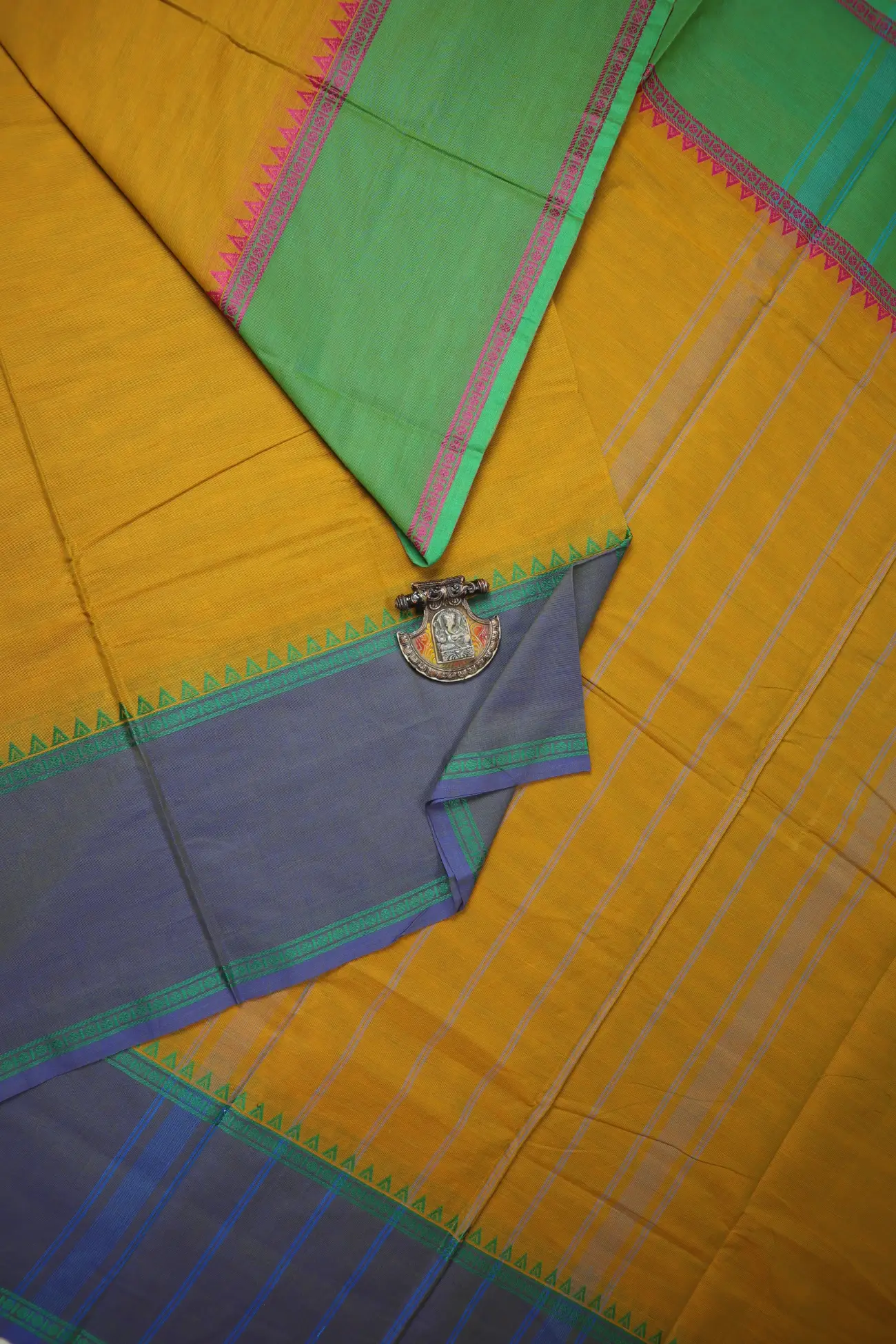 brown-temple-grand-chettinad-saree-gc002351-a